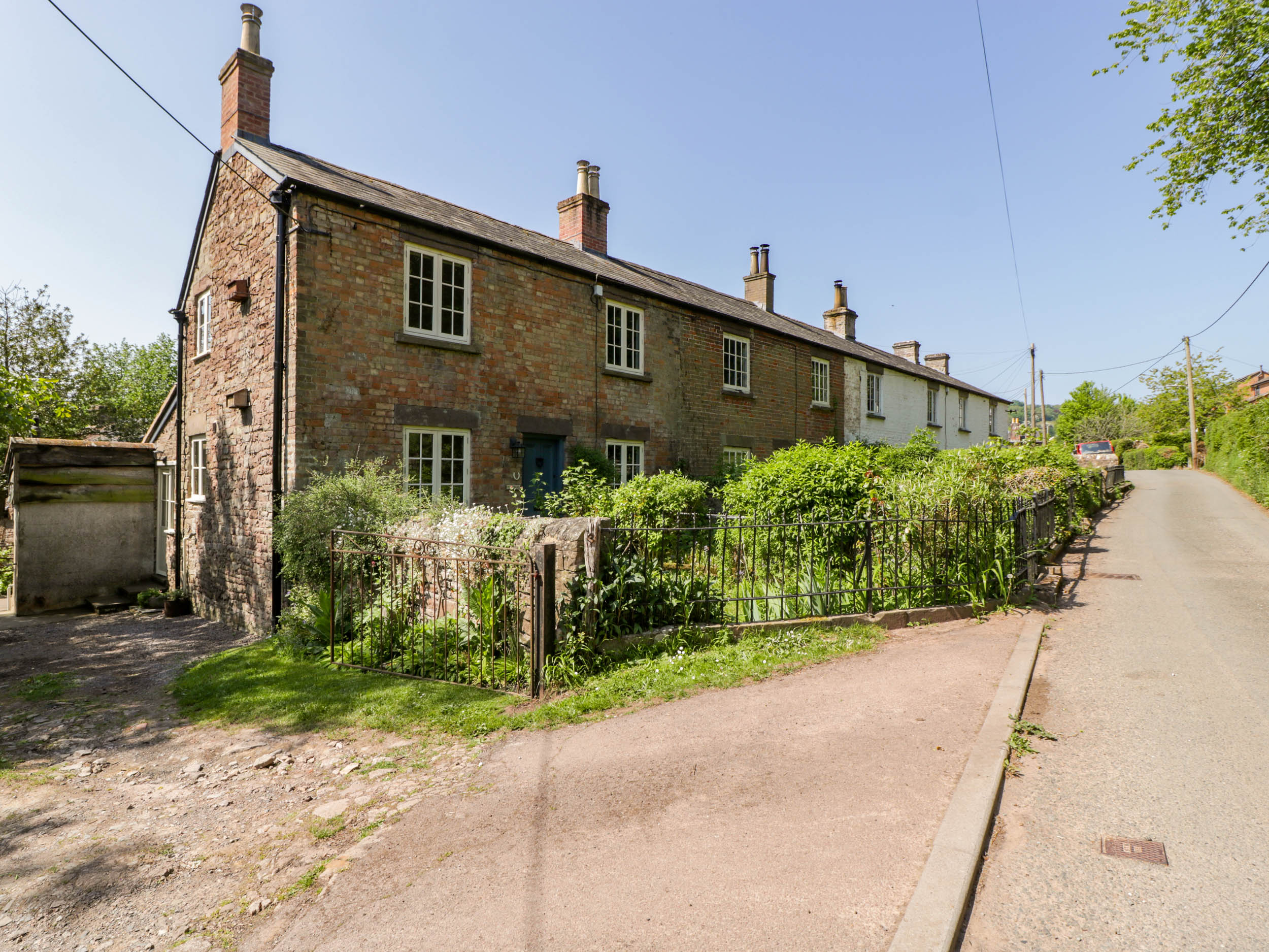 Holiday cottage, Blakeney (Pennfields)