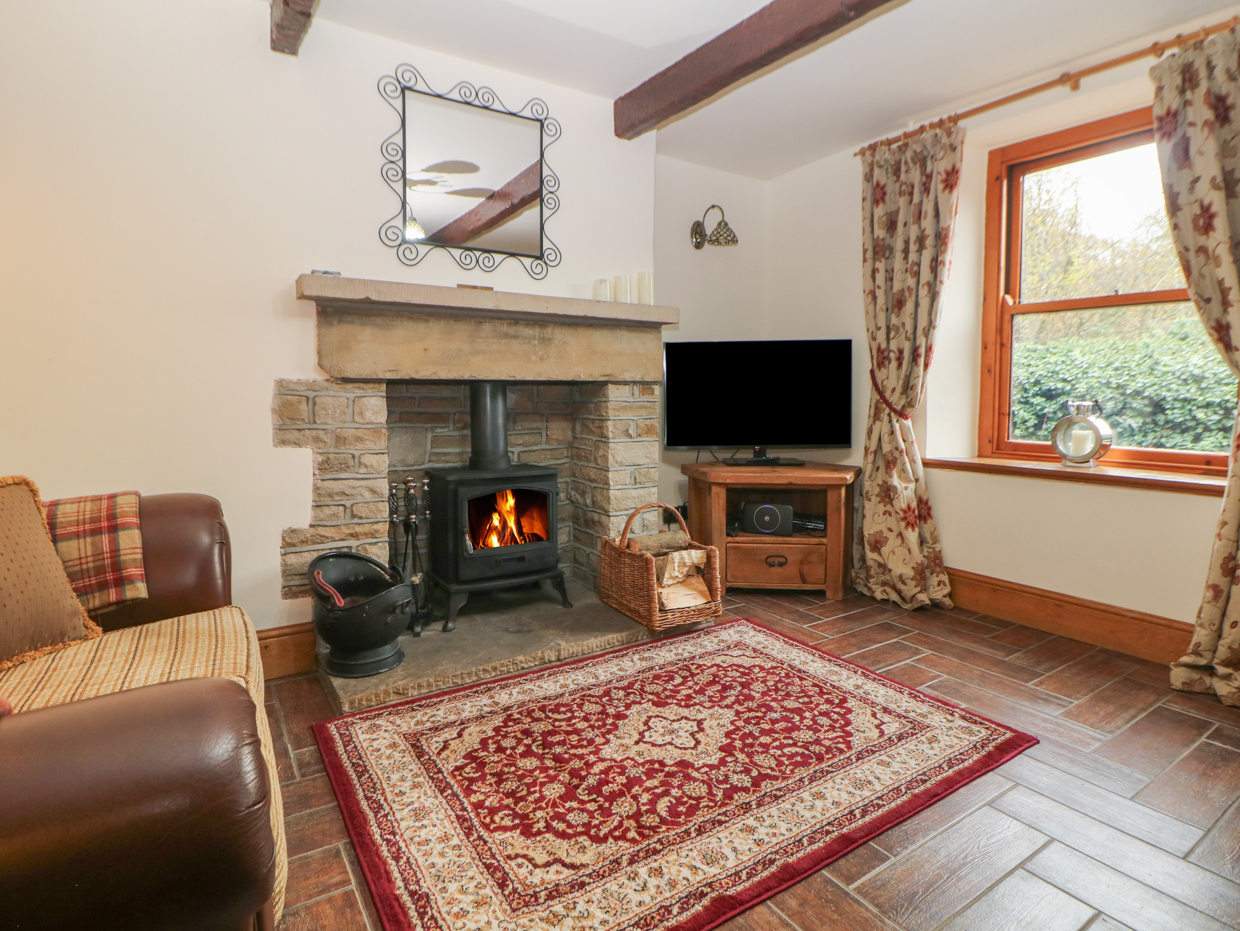 Holiday cottage in Hayfield, Derbyshire - Photo 4