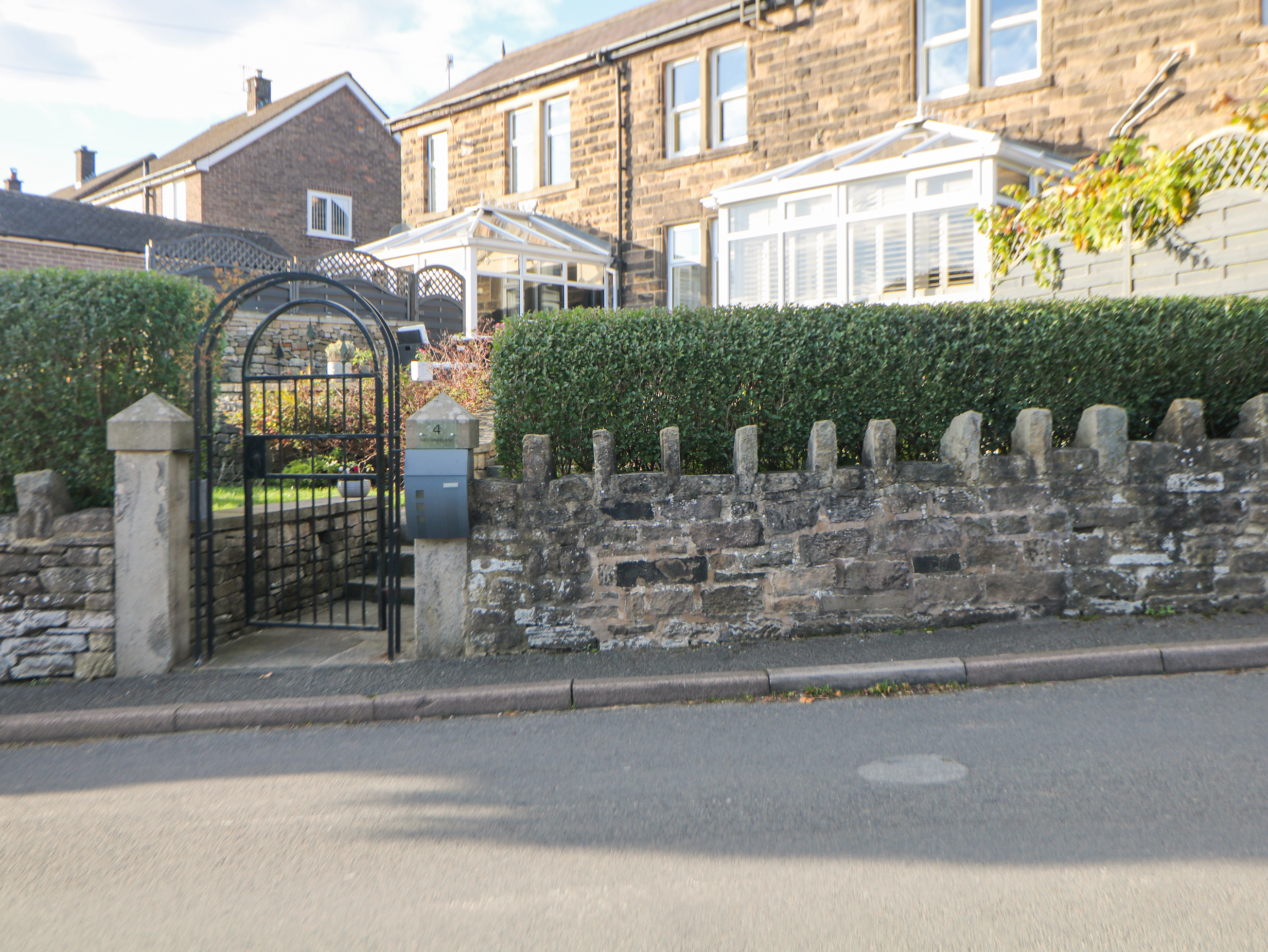 Holiday cottage in Two Dales, Derbyshire - Photo 3