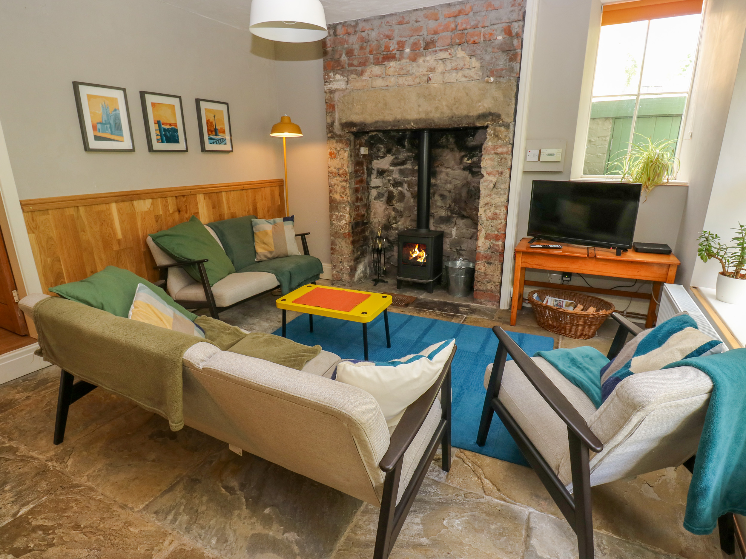 Holiday cottage in Tideswell, Derbyshire - Photo 3