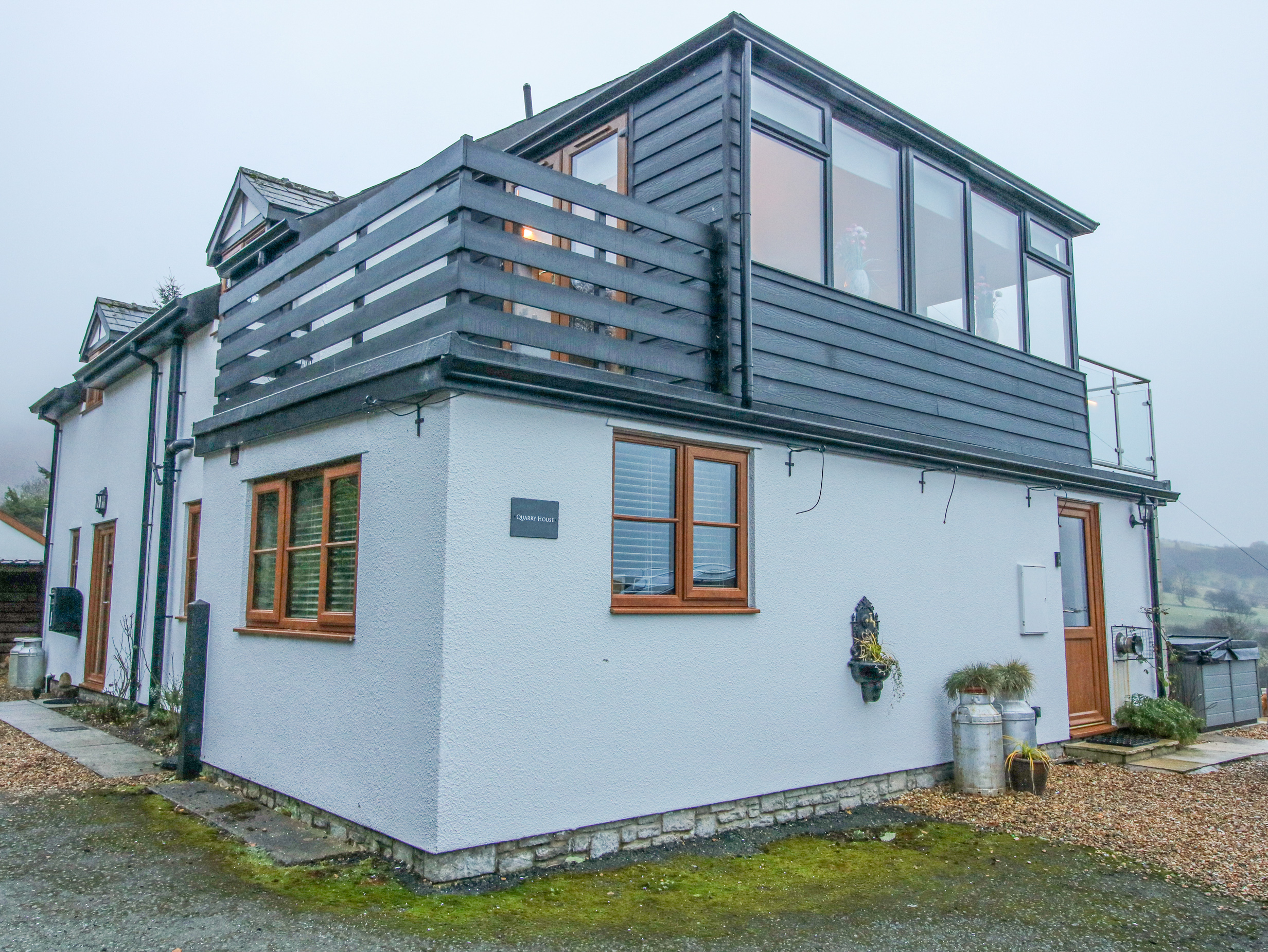 Holiday cottage, Priest Weston ()