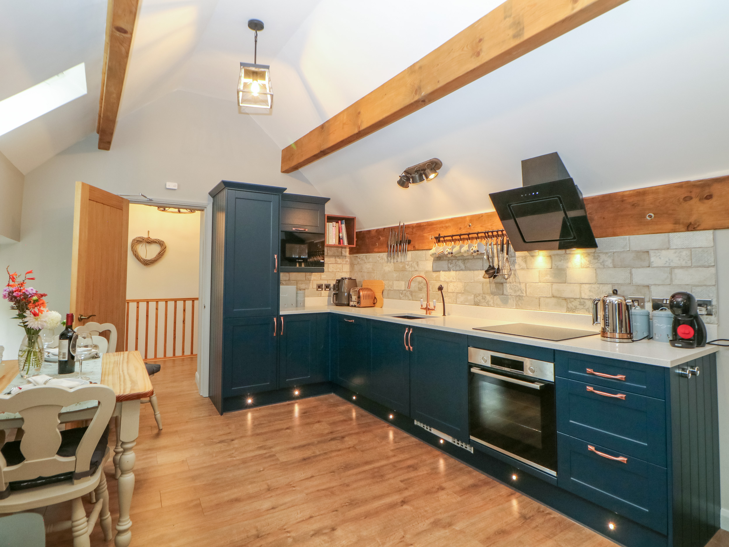 Holiday cottage in Bonsall, Derbyshire - Photo 3