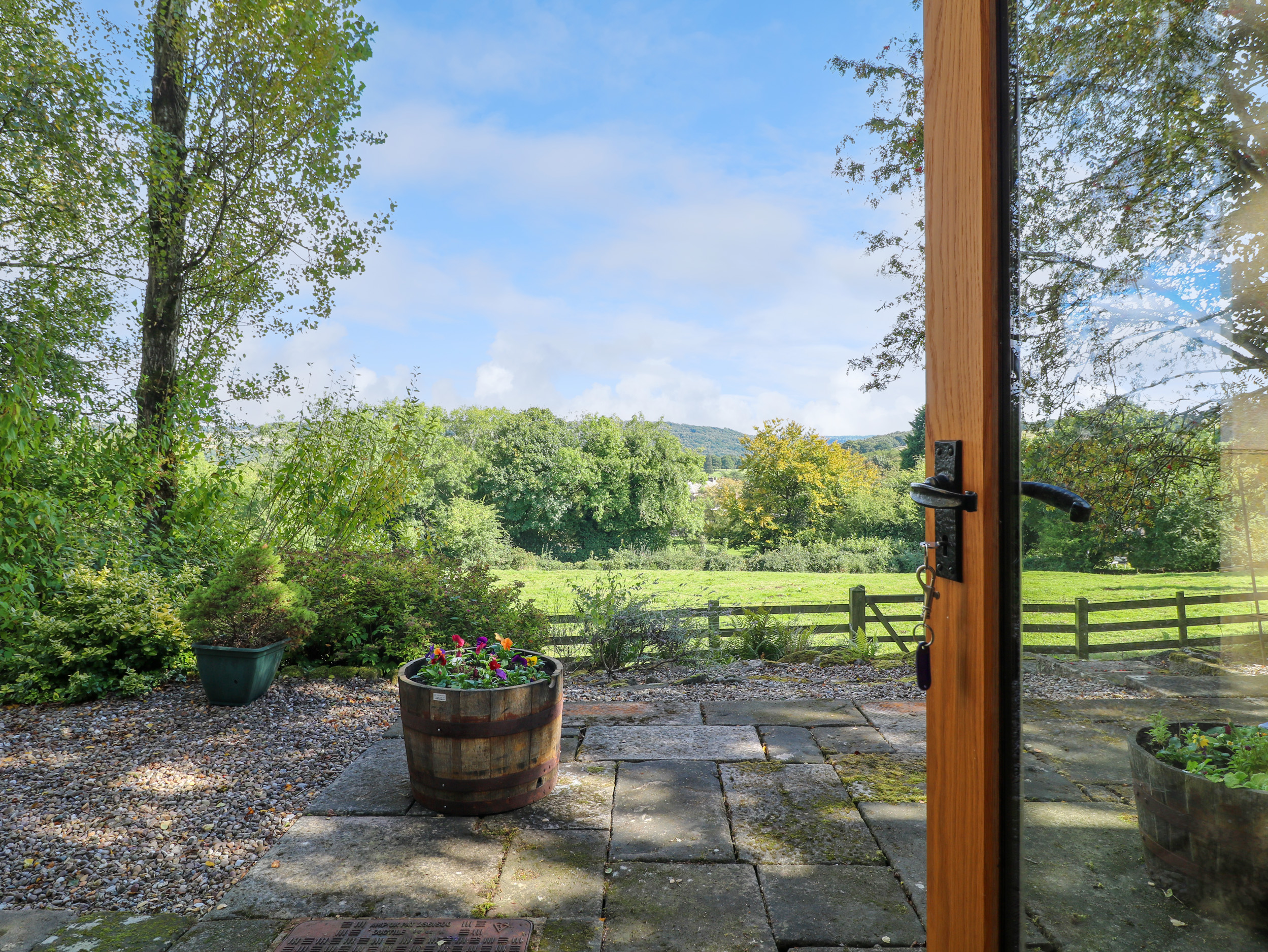 Holiday cottage in Wirksworth, Derbyshire - Photo 11