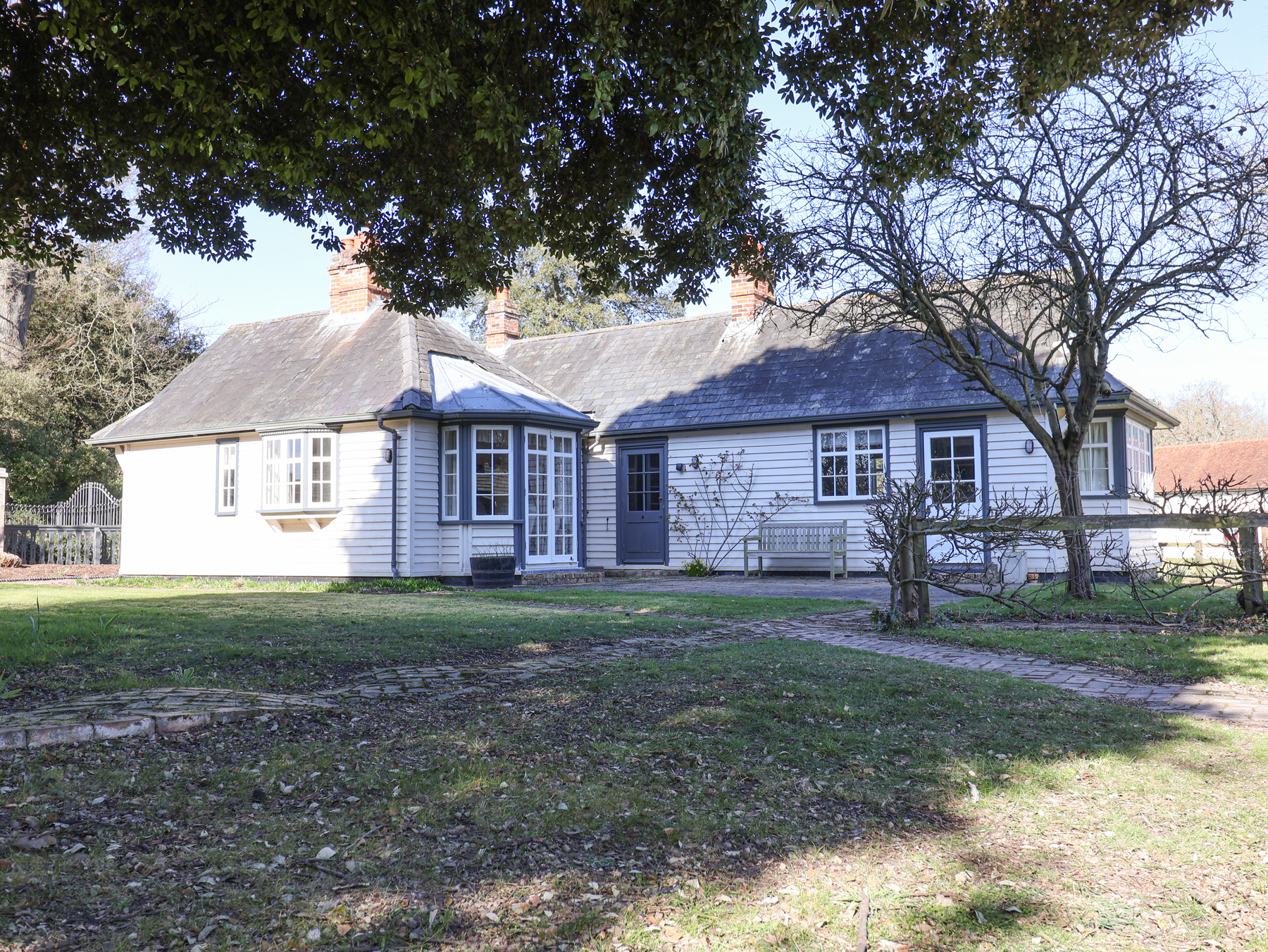Holm Oak Lodge - Sleeps 4