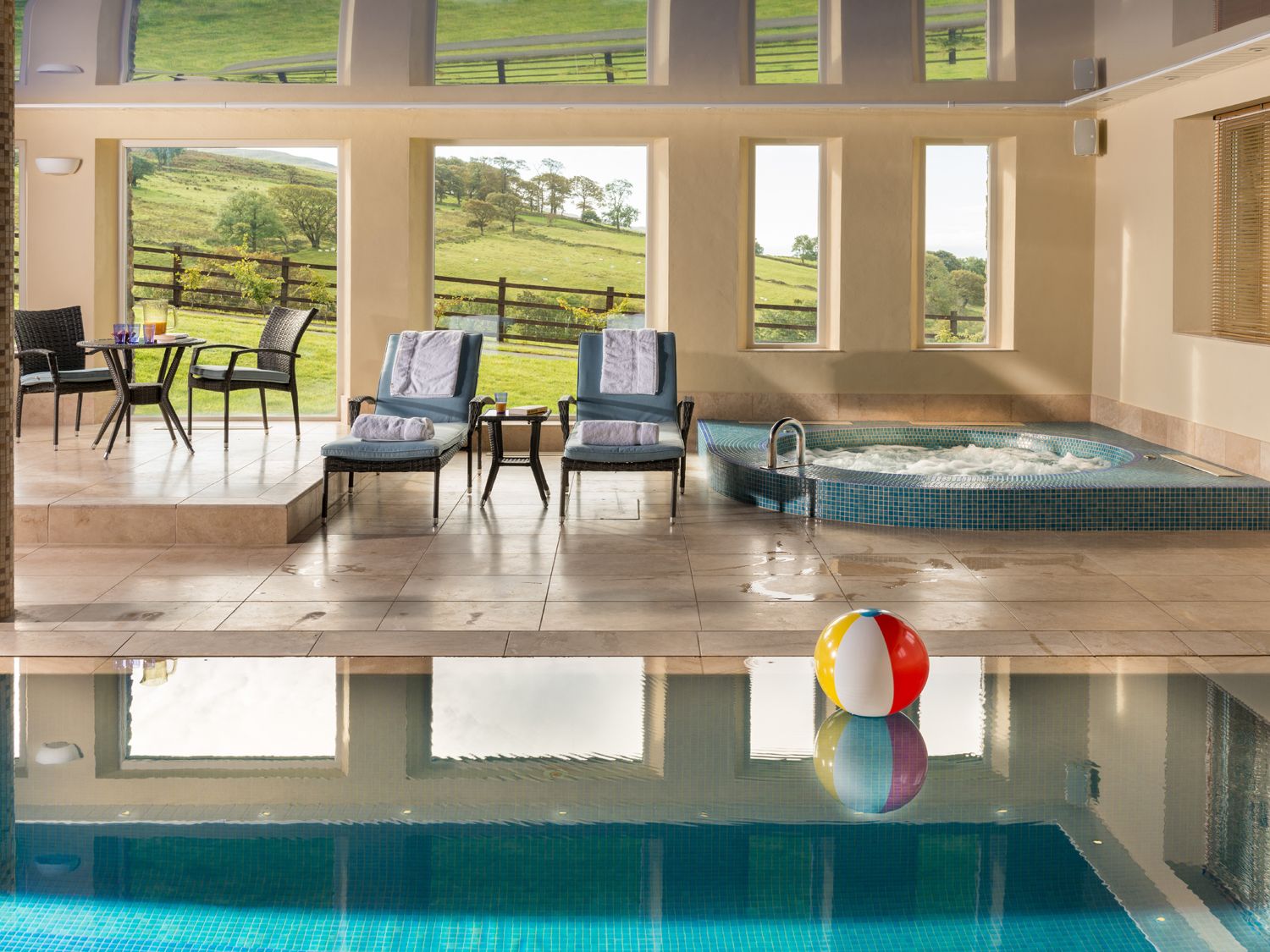 High Fellside Hall - Sleeps 18