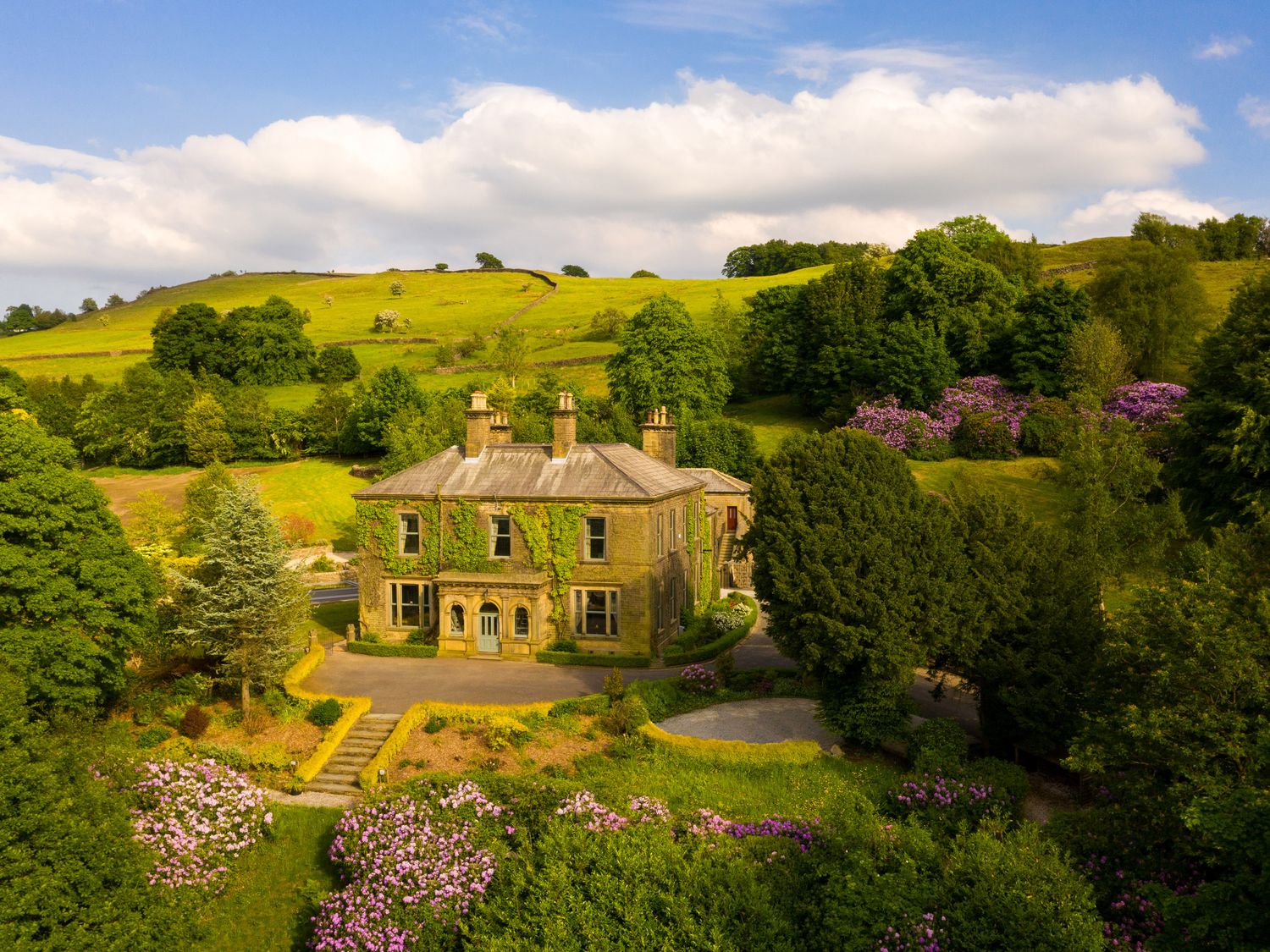 Holiday cottage, Foulridge ()