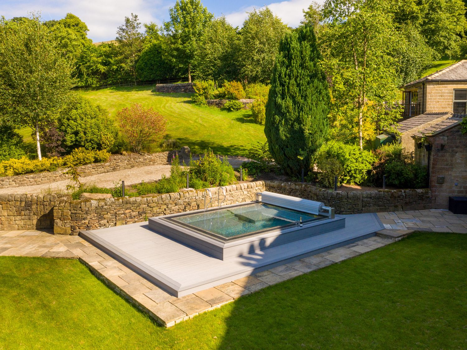 Moorlands Manor - Sleeps 27