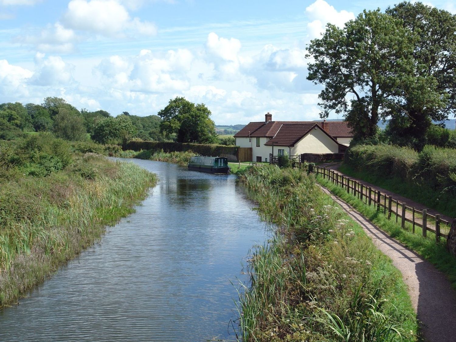 Holiday cottage, Tiverton (Valley House)
