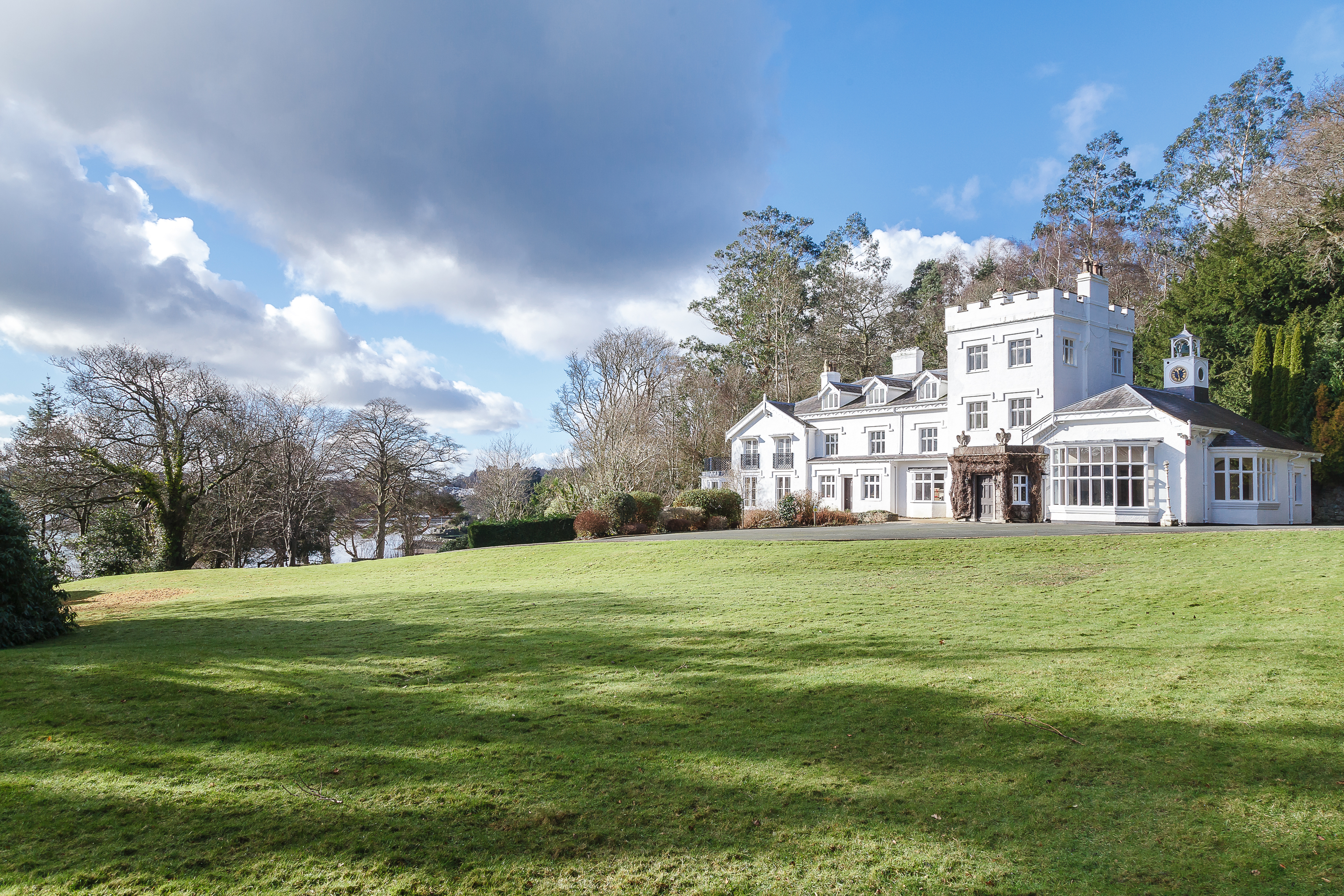 Holiday cottage, Llandegfan ()