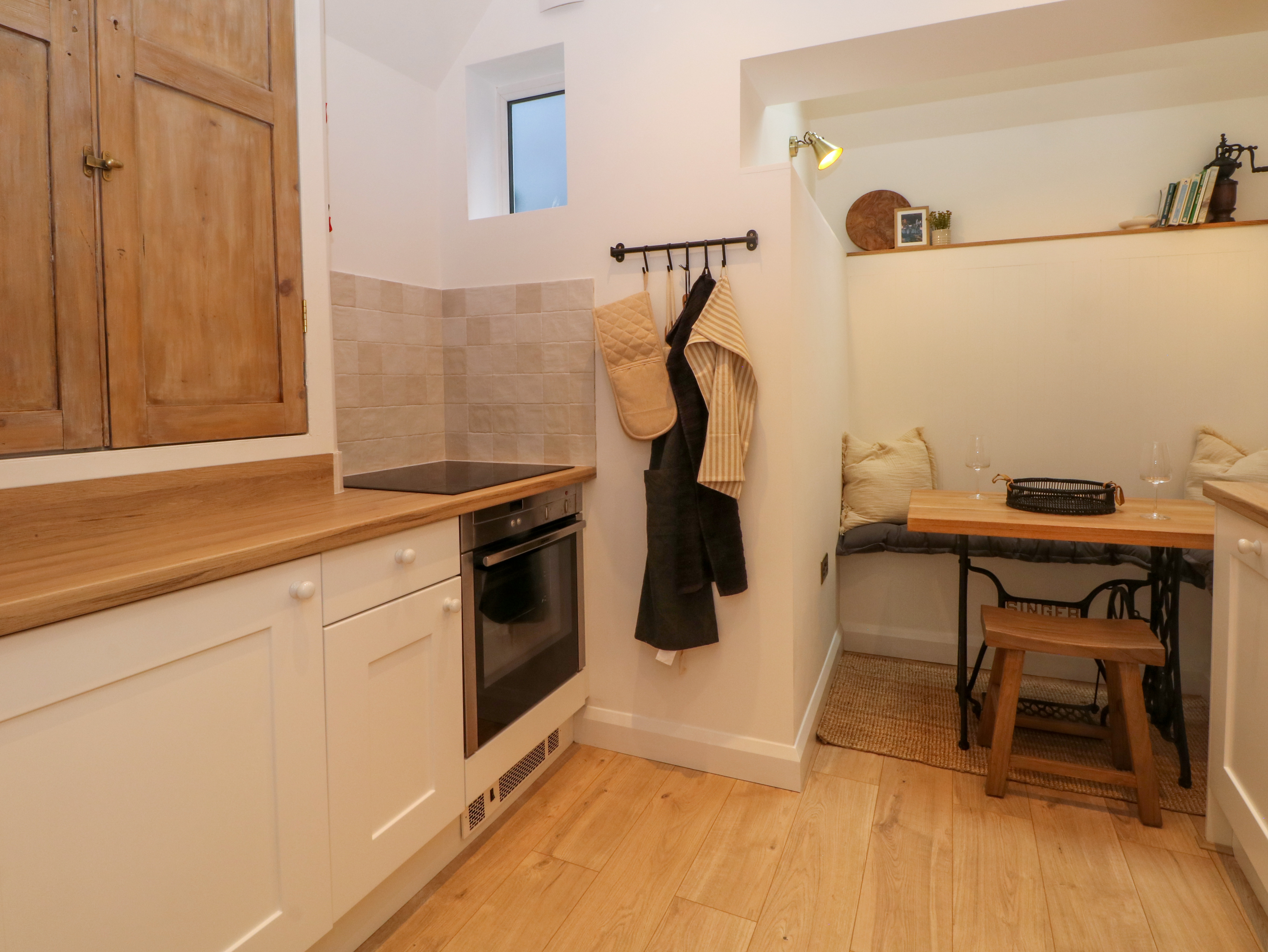 Holiday cottage in Wirksworth, Derbyshire - Photo 7
