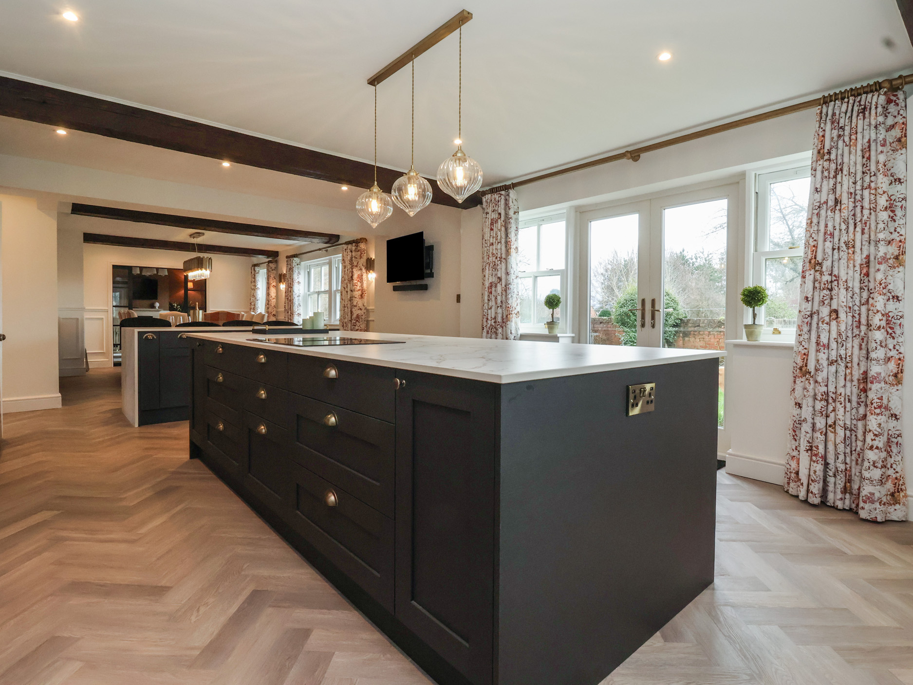 Providence Farmhouse - Sleeps 10
