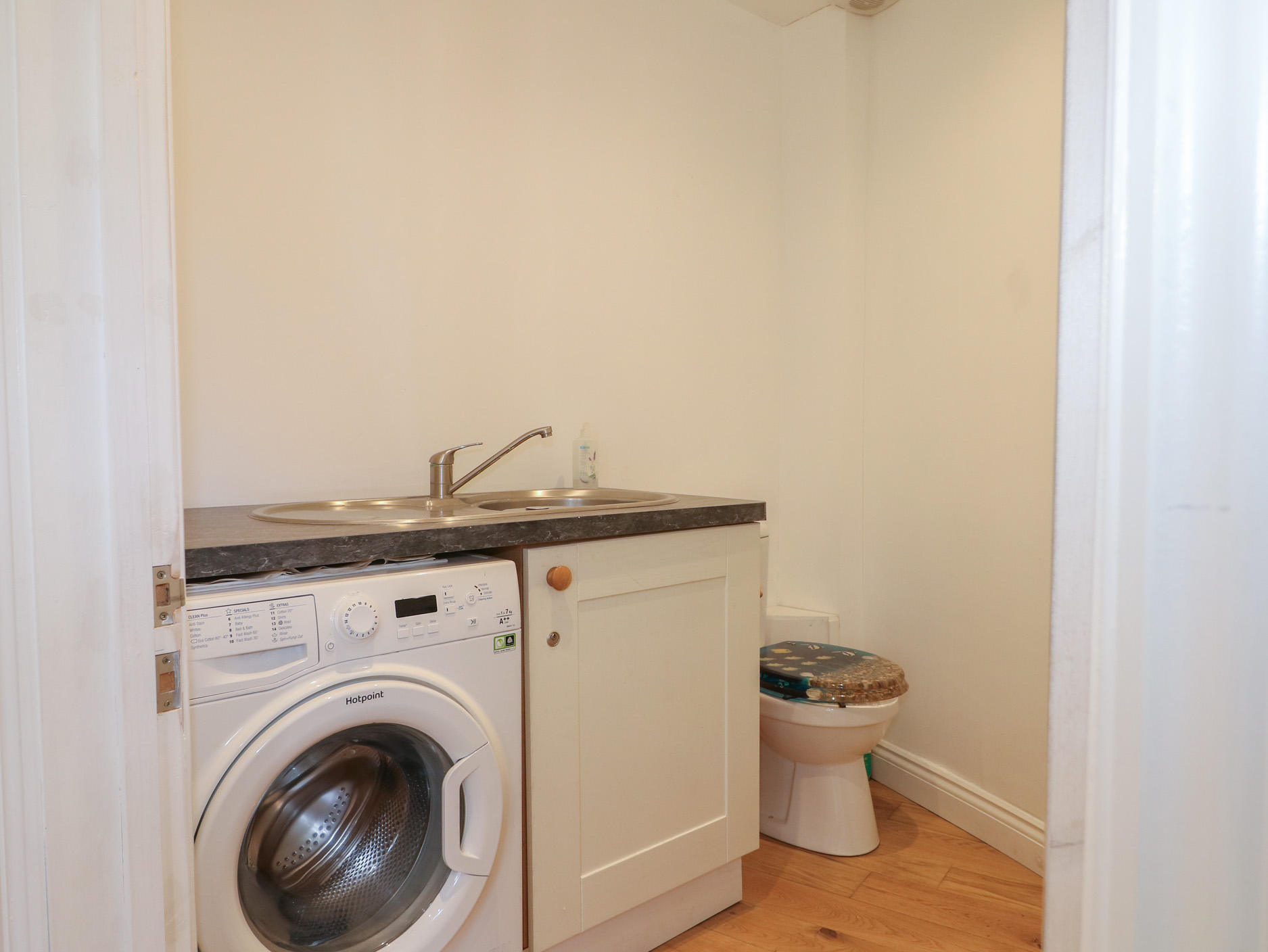 Middle Tower - Sleeps 4