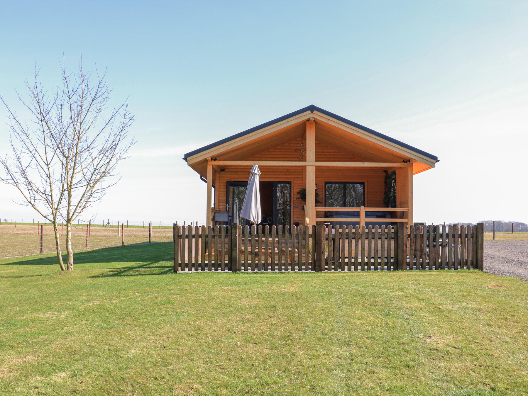 Holiday cottage, Barkston (Alpaca Lodge)
