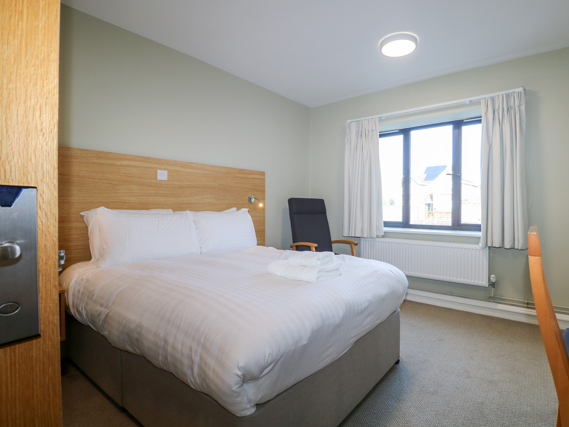 Holiday cottage, Littlehampton (Pebble Path at Marine Court)