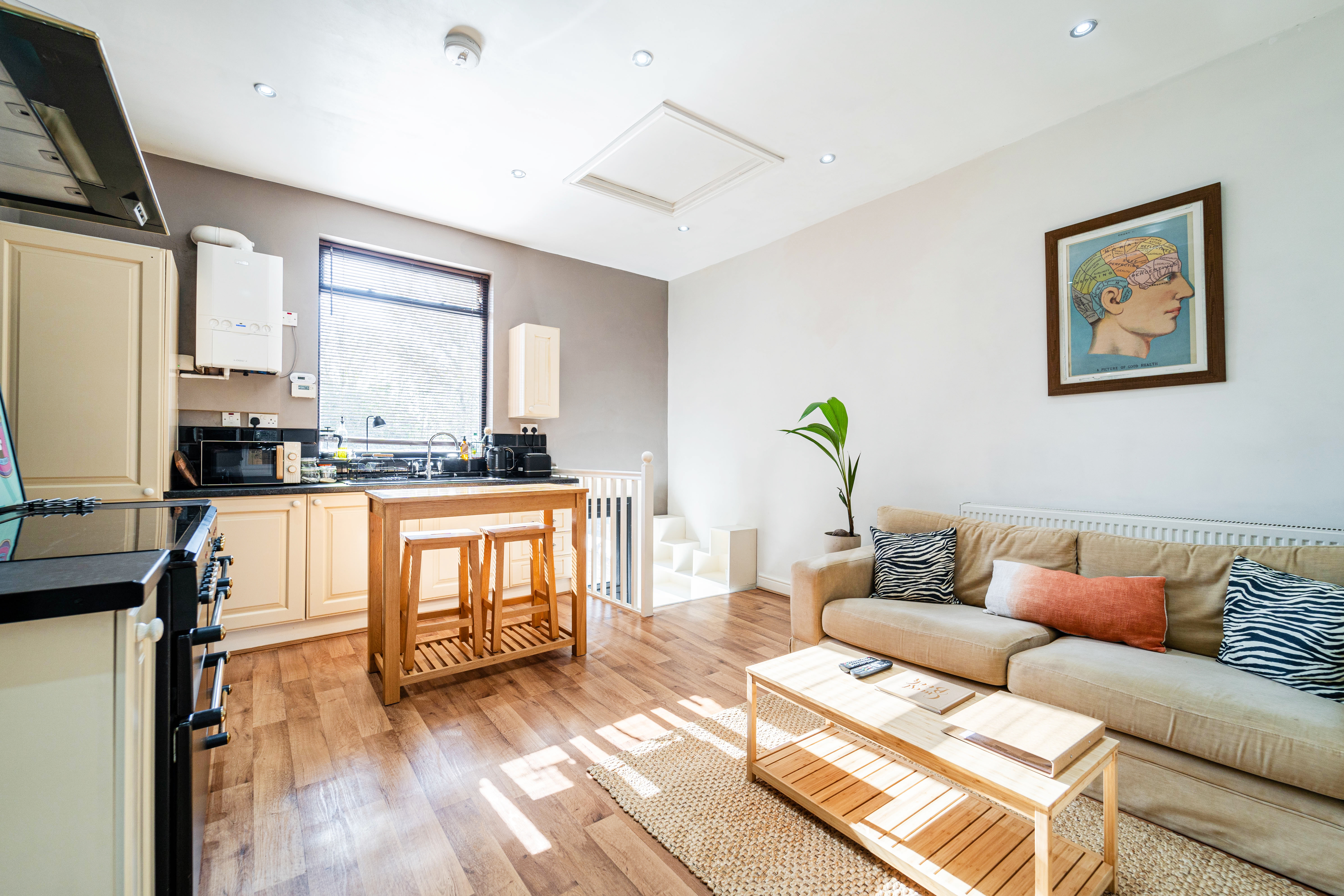 Holiday cottage, Birmingham (The Penthouse at 31A)