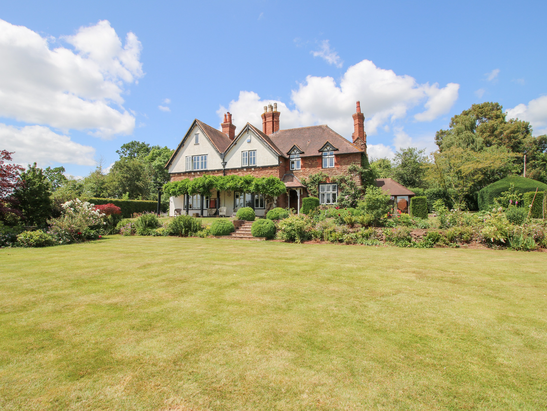 Uplands Dower House - Sleeps 10