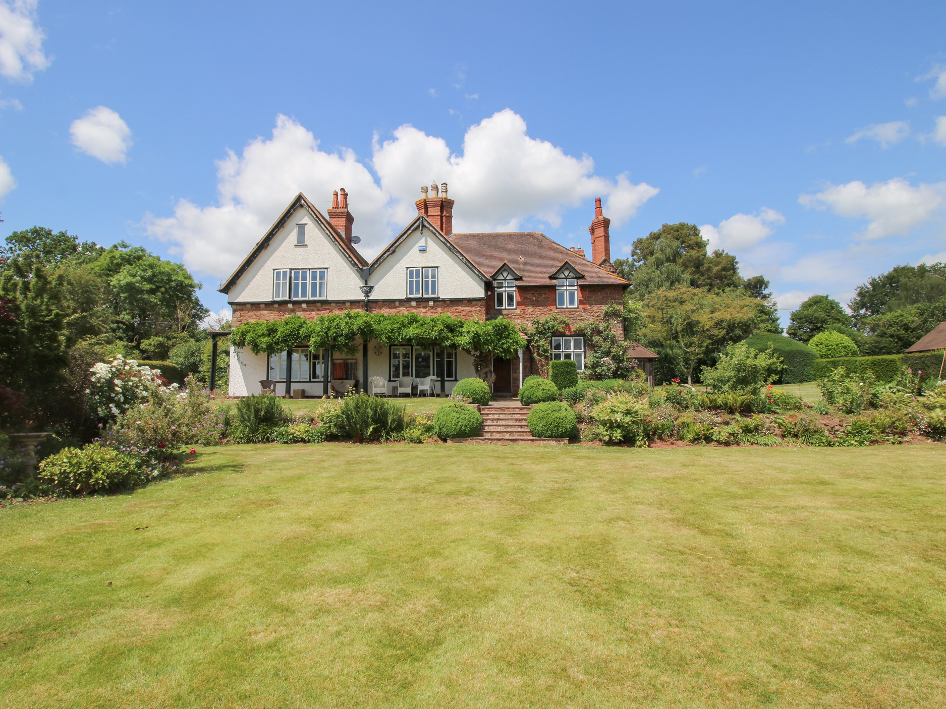 Uplands Dower House - Sleeps 10