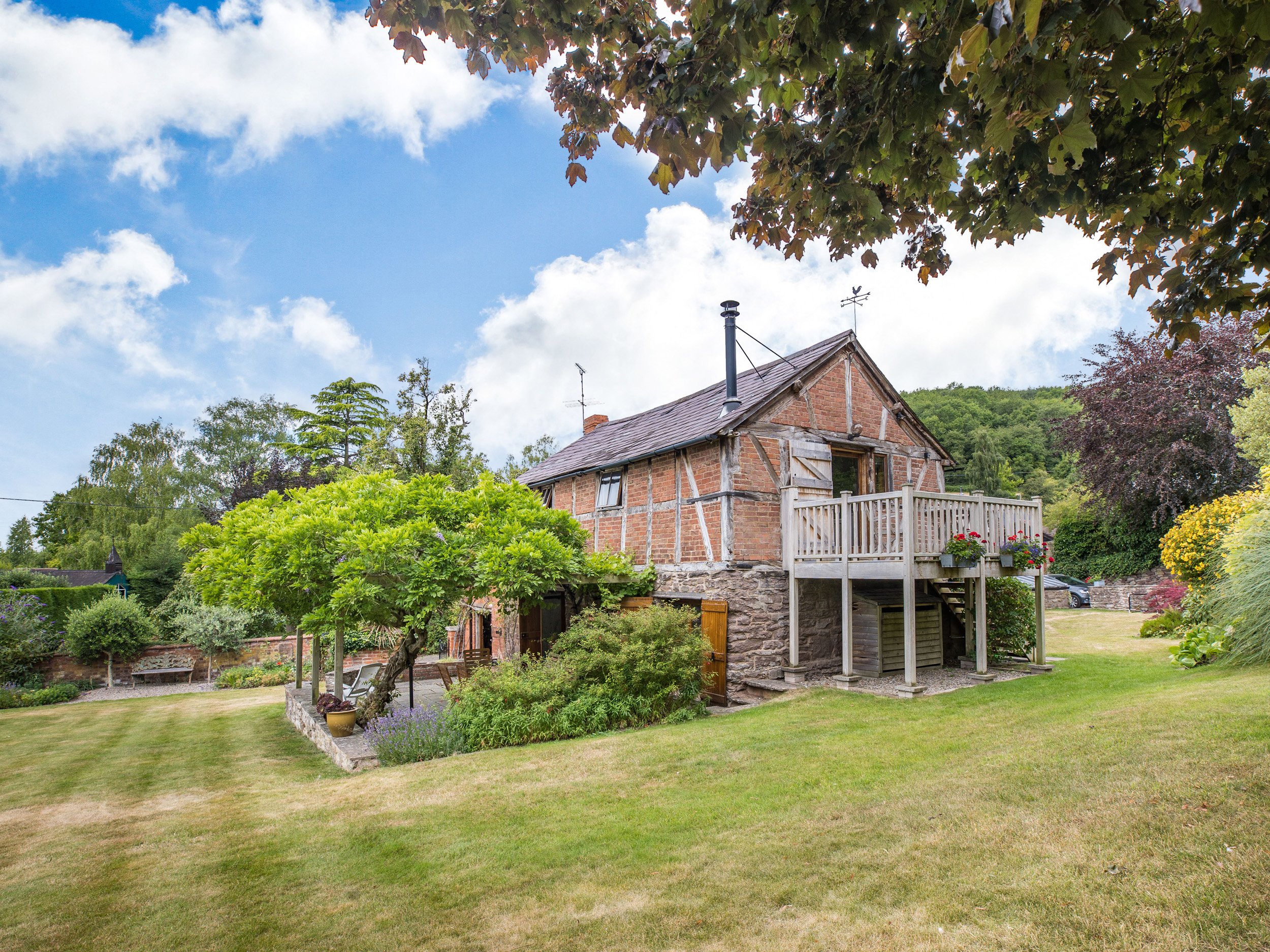 Holiday cottage, Westhope ()