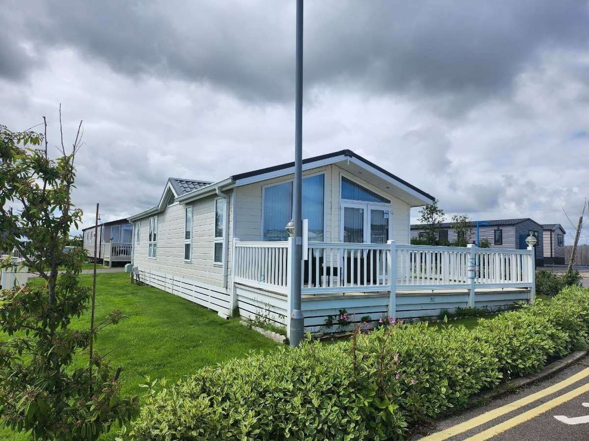 Cayton Bay Caravan Park - Holiday Accommodation 17608 - ヨークシャー