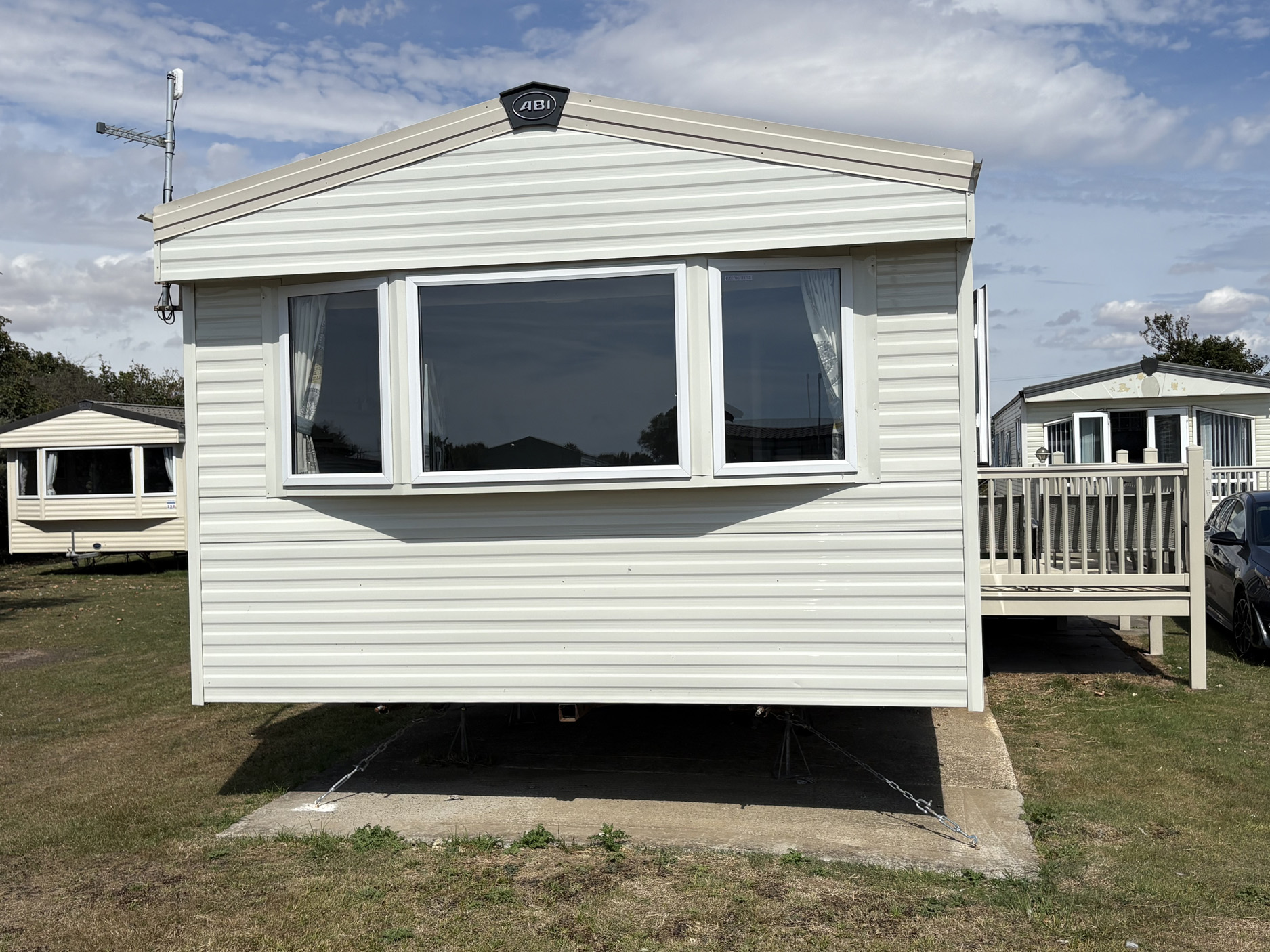 Skipsea Sands Holiday Park - Holiday Accommodation 20390 - North Yorkshire