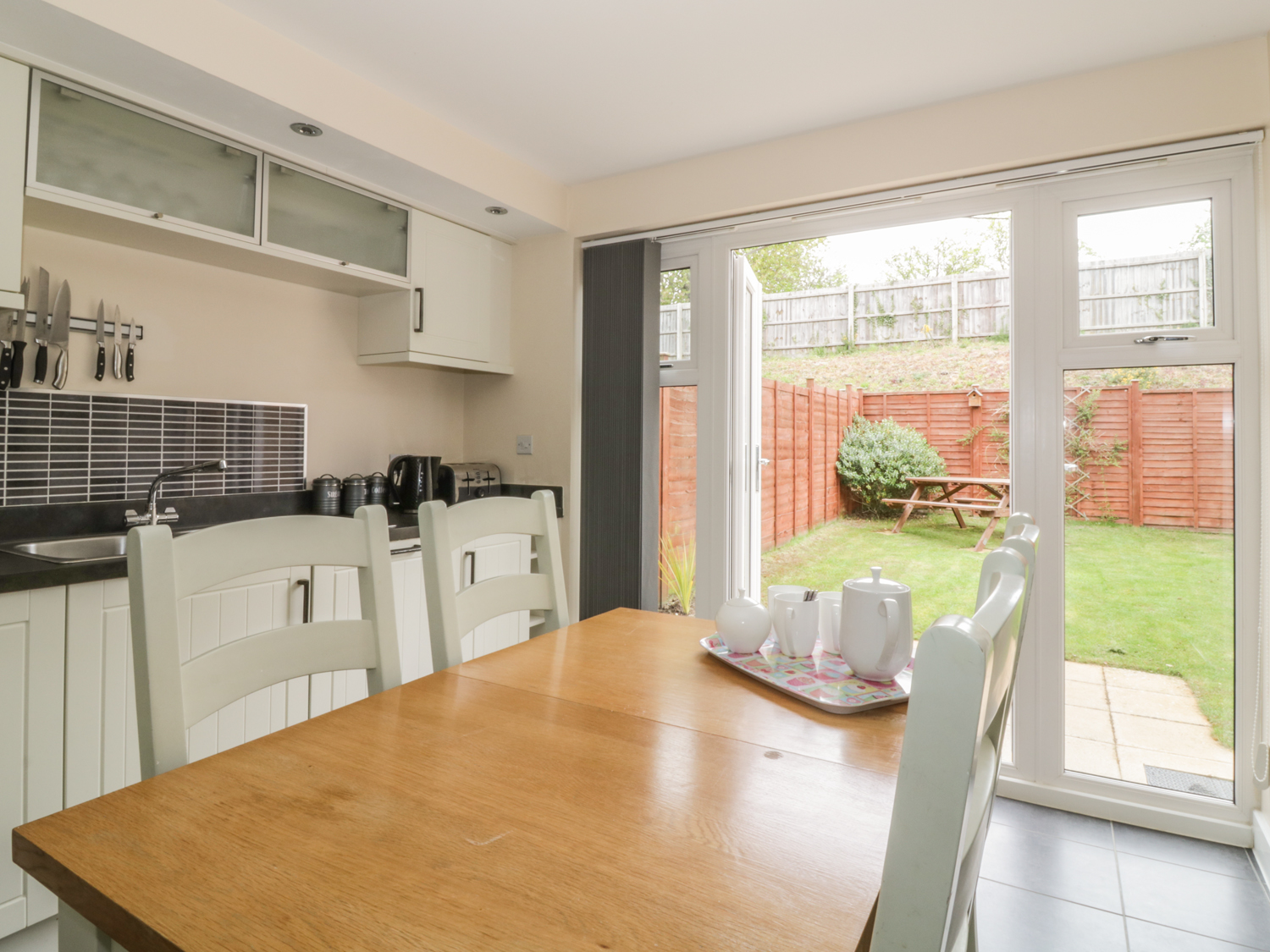 Holiday cottage in Hollesley, Suffolk - Photo 10