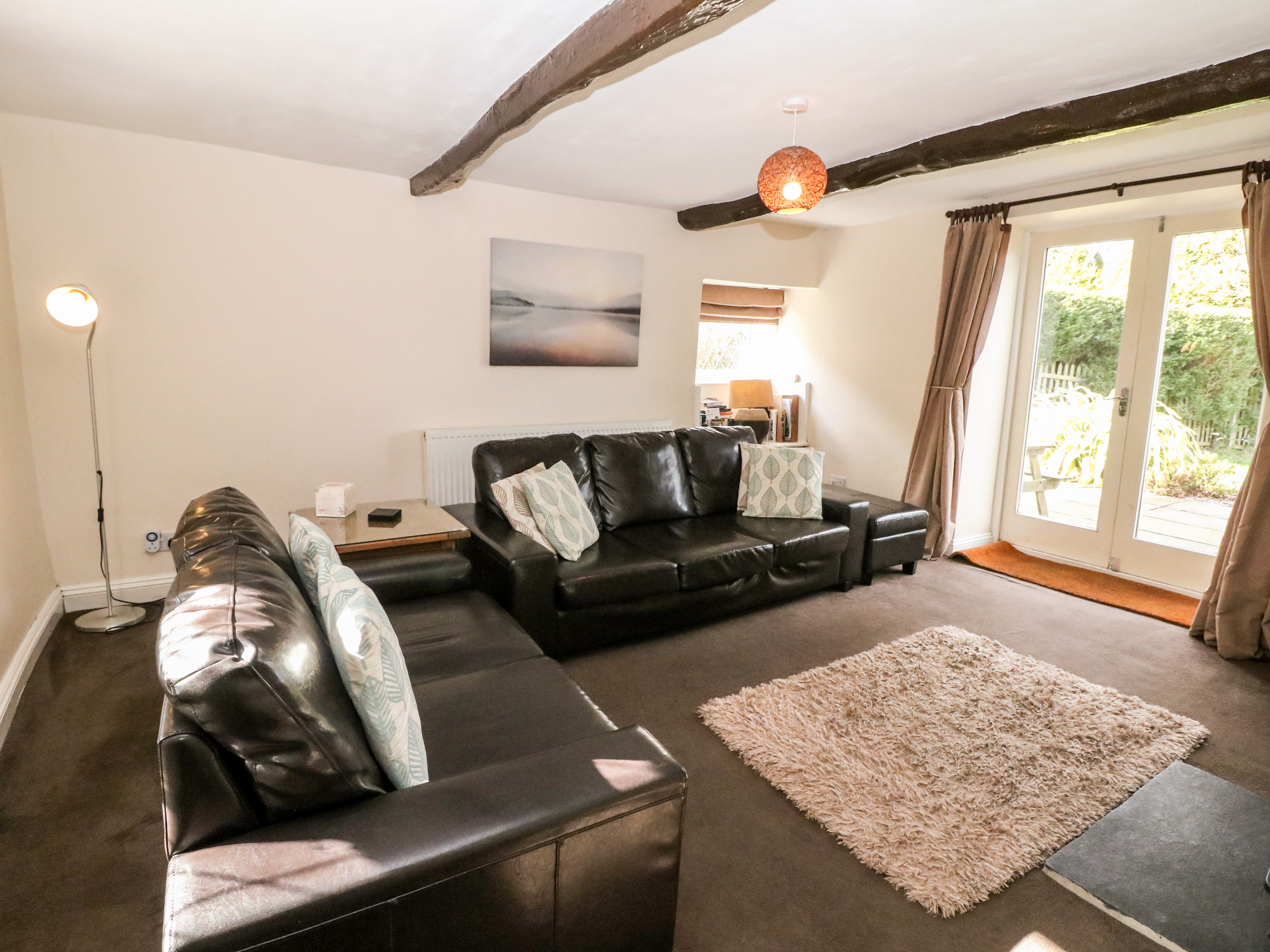 Holiday cottage in Glossop, Derbyshire - Photo 4