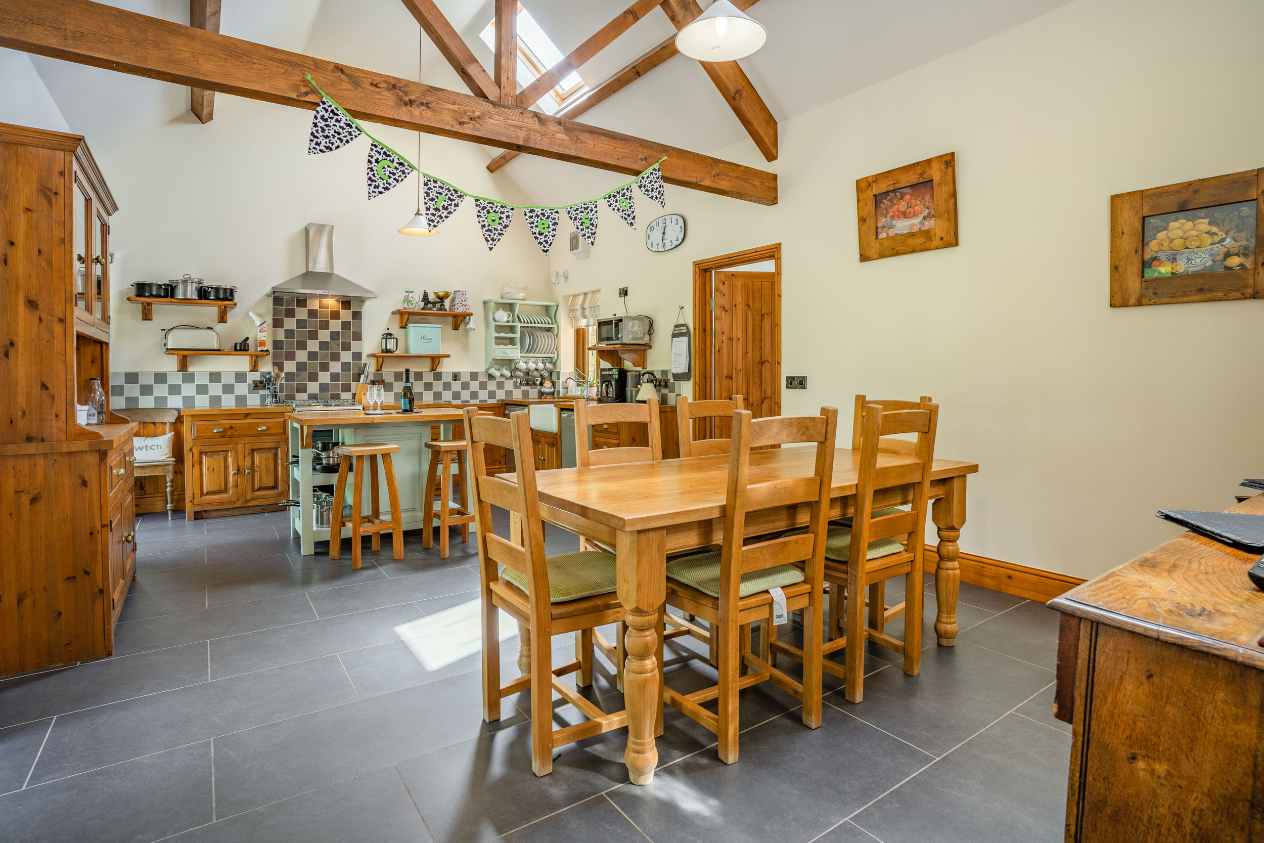 Ysgubor Hir - Sleeps 6