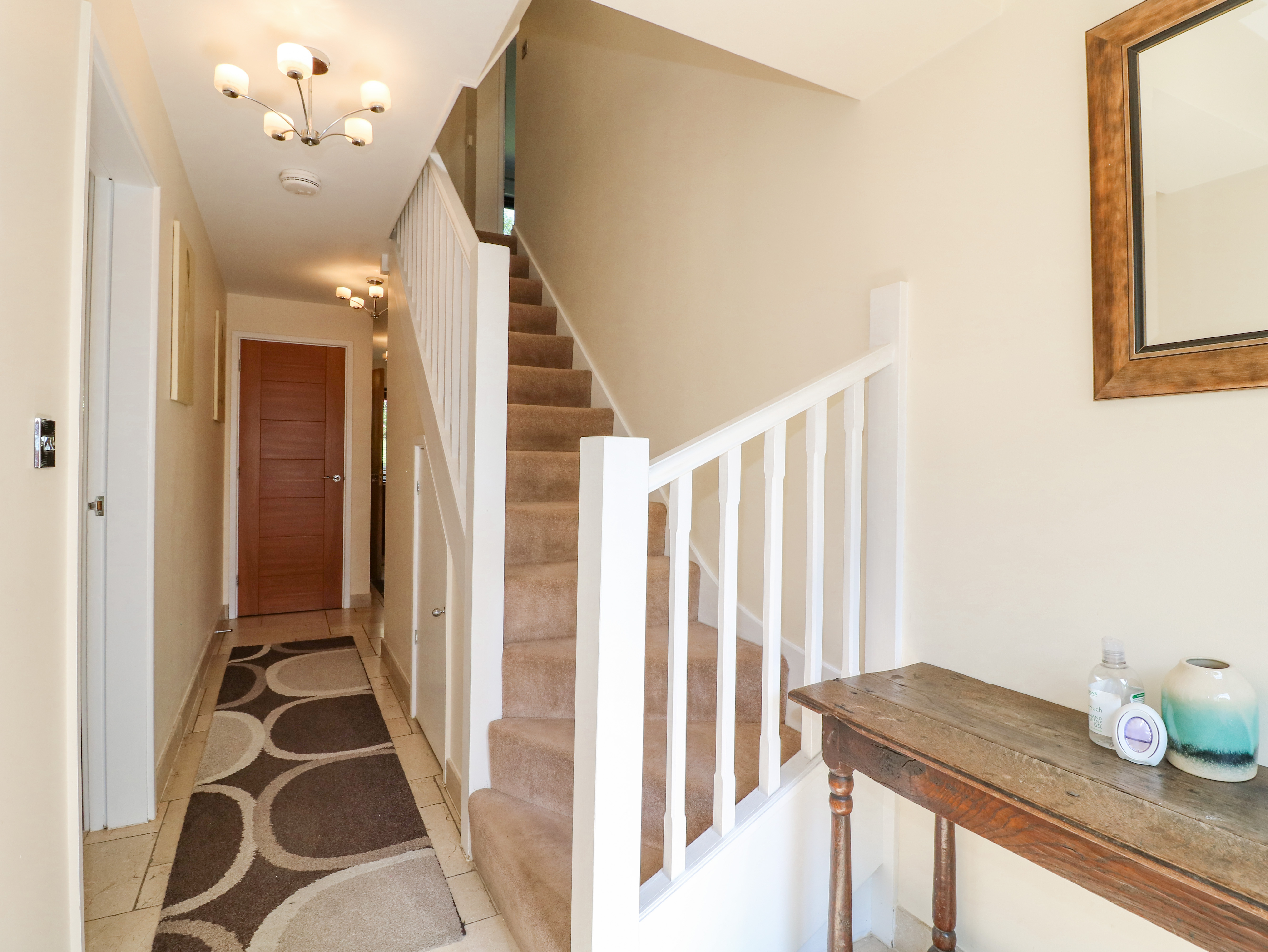 Holiday cottage in Darley Dale, Derbyshire - Photo 9