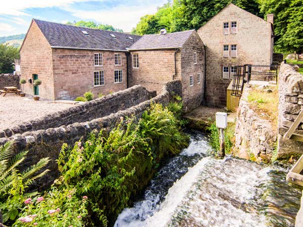 Holiday cottage in Cromford, Derbyshire - Photo 1