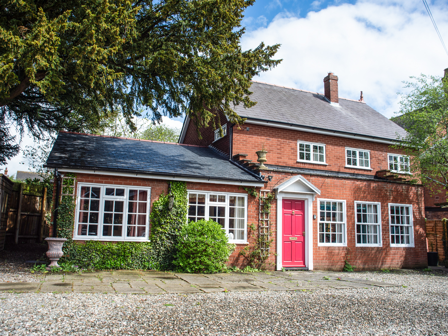 Holiday cottage, Dorrington (Dorrington Court)
