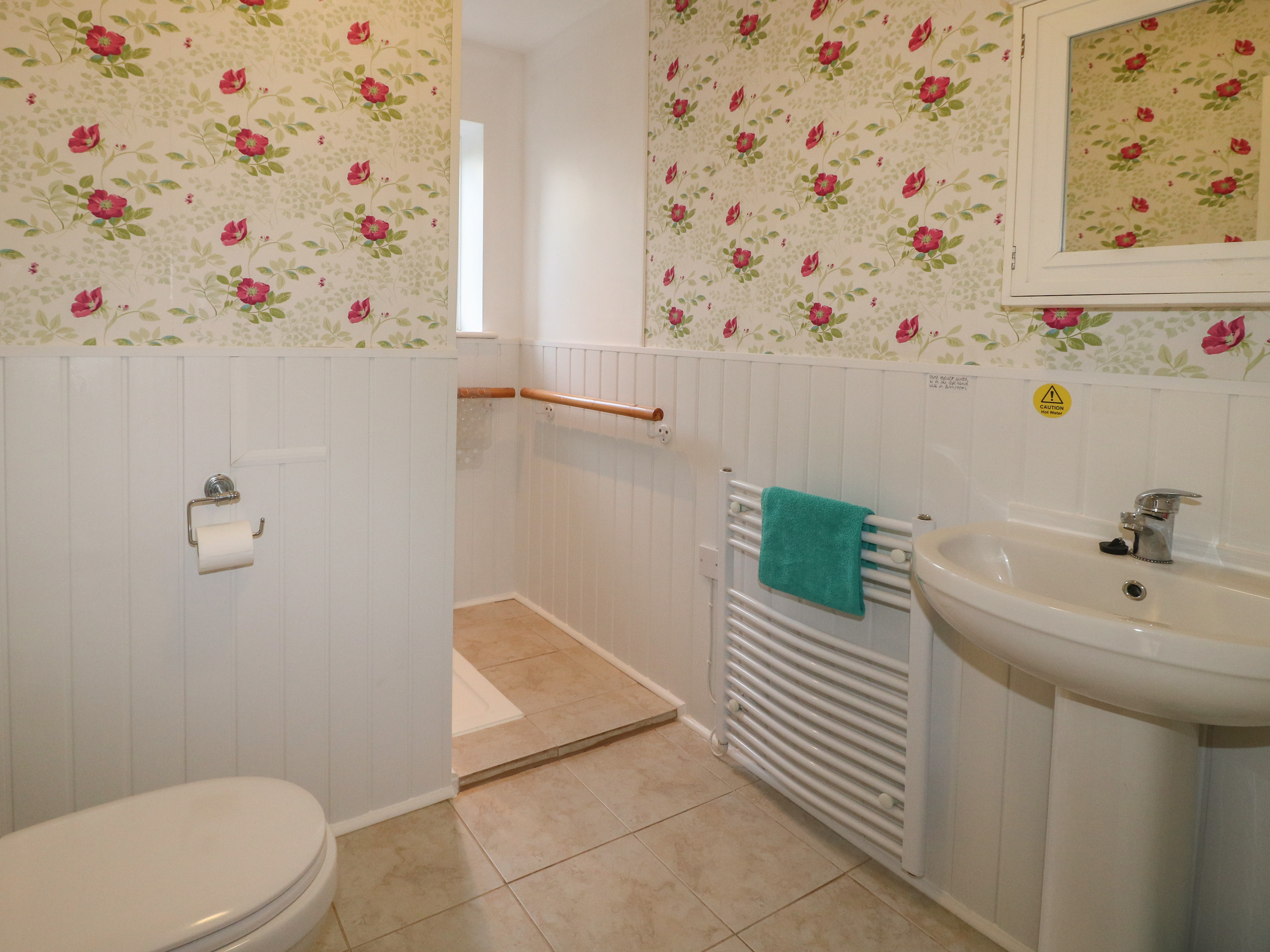Holiday cottage in Findern, Derbyshire - Photo 9