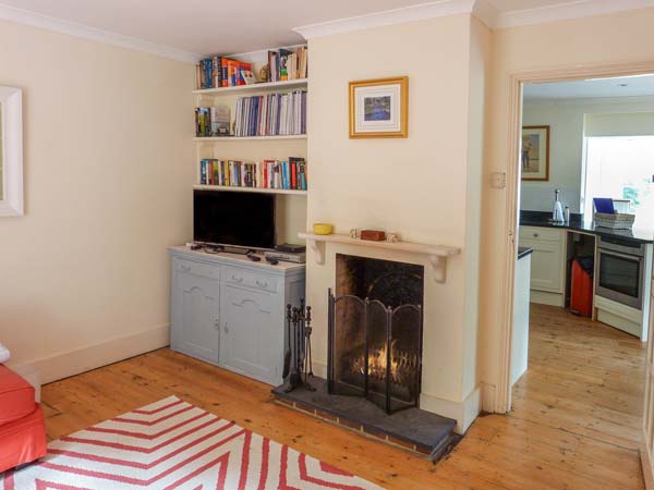 Woodhill Cottage - Sleeps 7