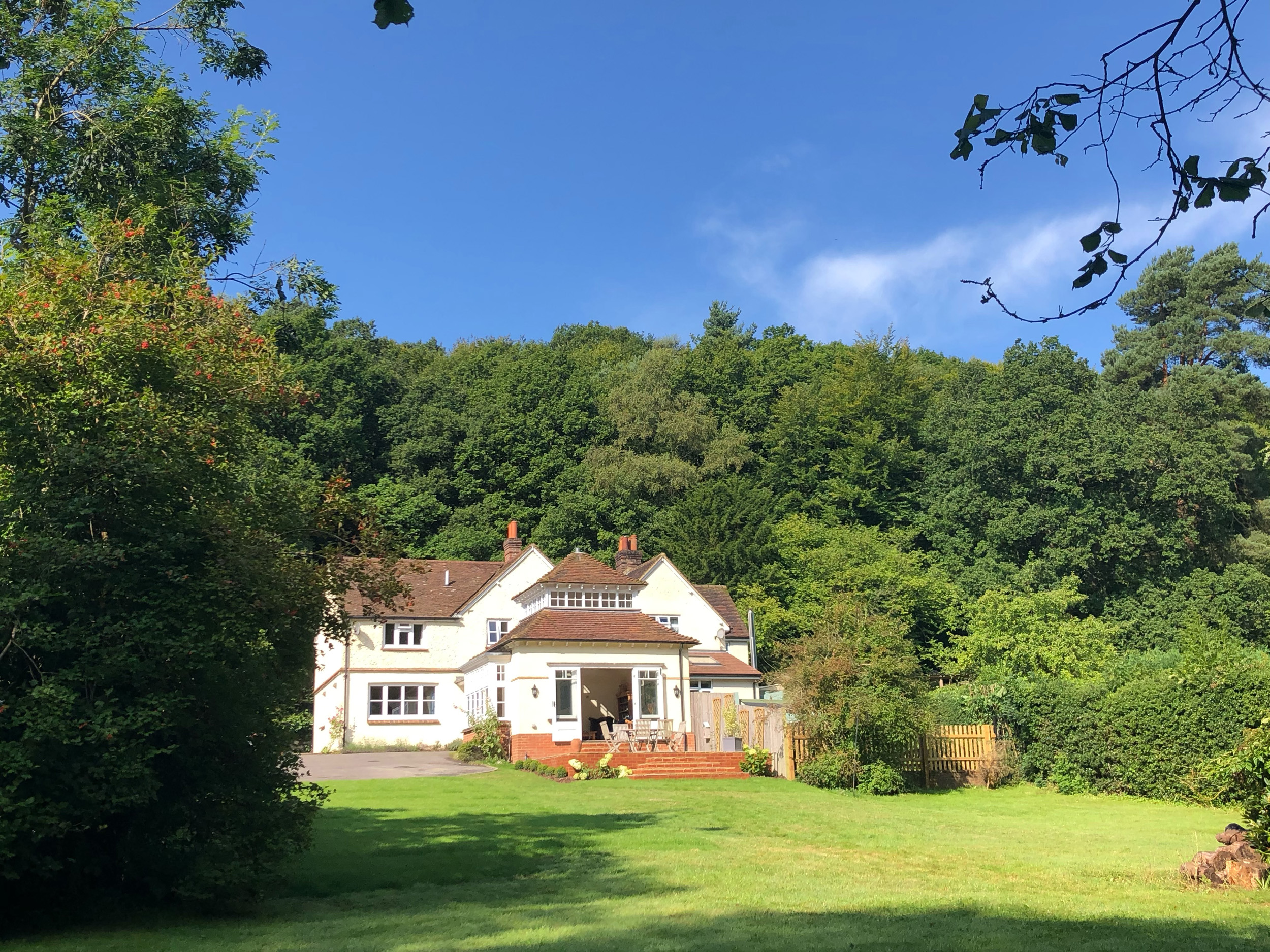 Holiday cottage, Holmbury St Mary (Woodhill Cottage)
