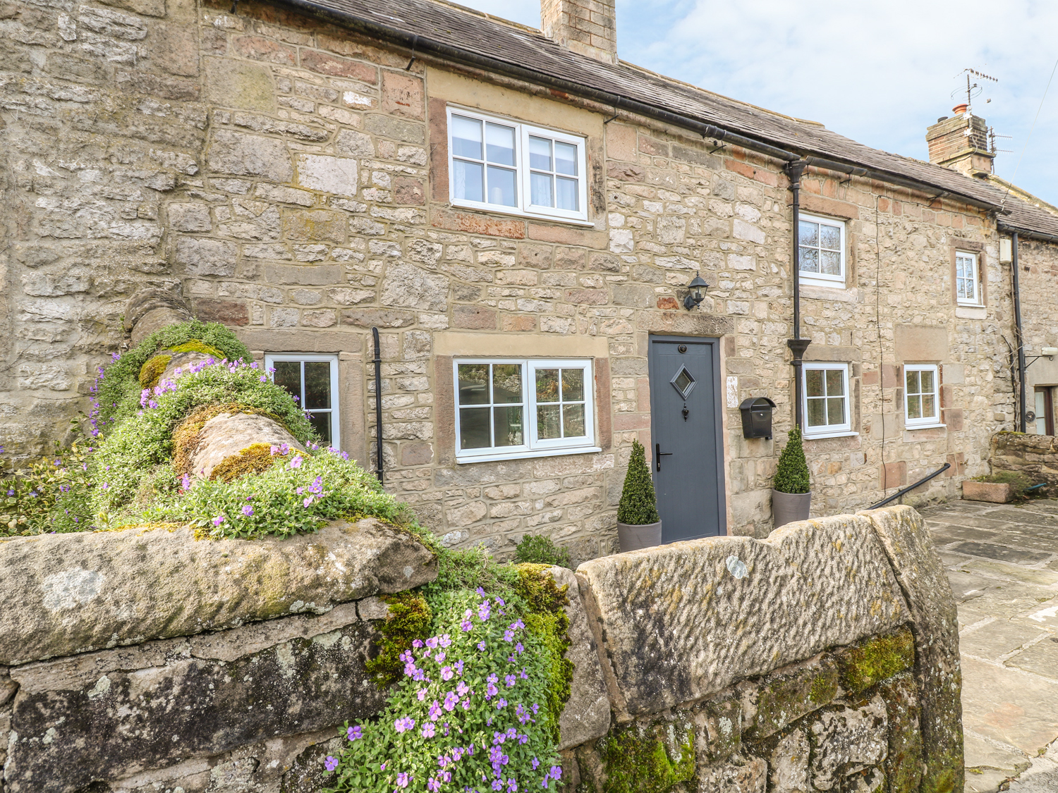 Holiday cottage in Winster, Derbyshire - Photo 1