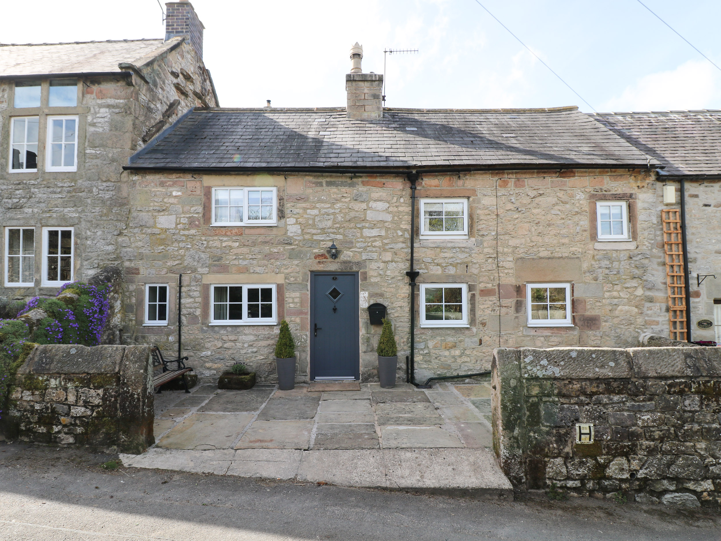 Holiday cottage in Winster, Derbyshire - Photo 2