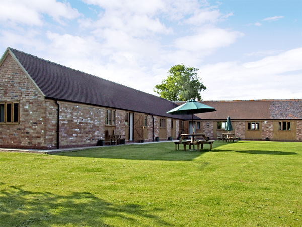 Holiday cottage, Clifford Chambers (The Dairy)