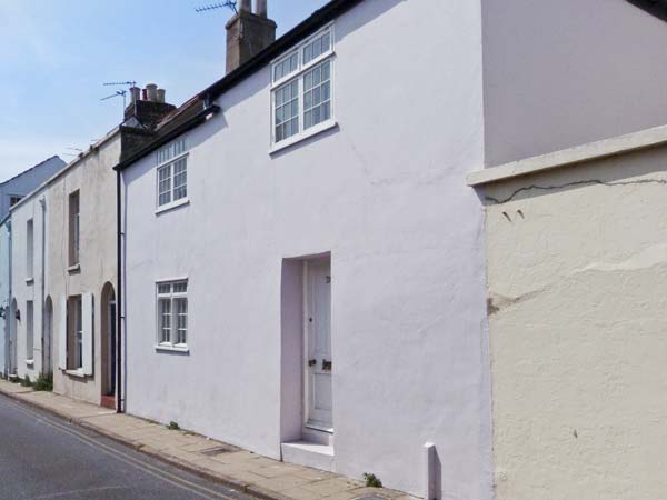 Holiday cottage, Deal (Seashell Cottage)