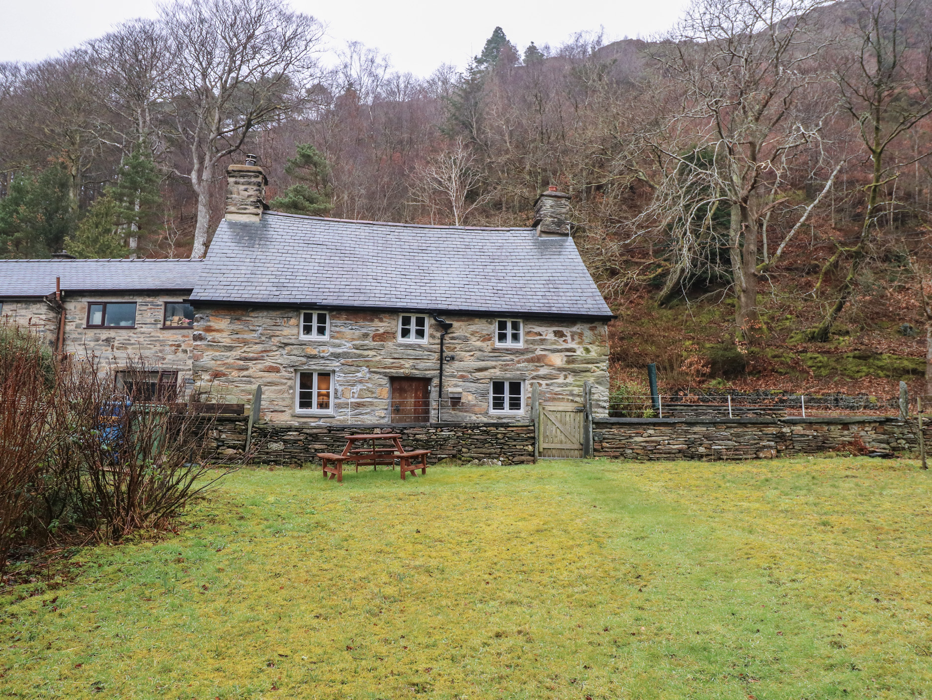 Holiday cottage, Tan Y Bwlch (Tafarn Trip)