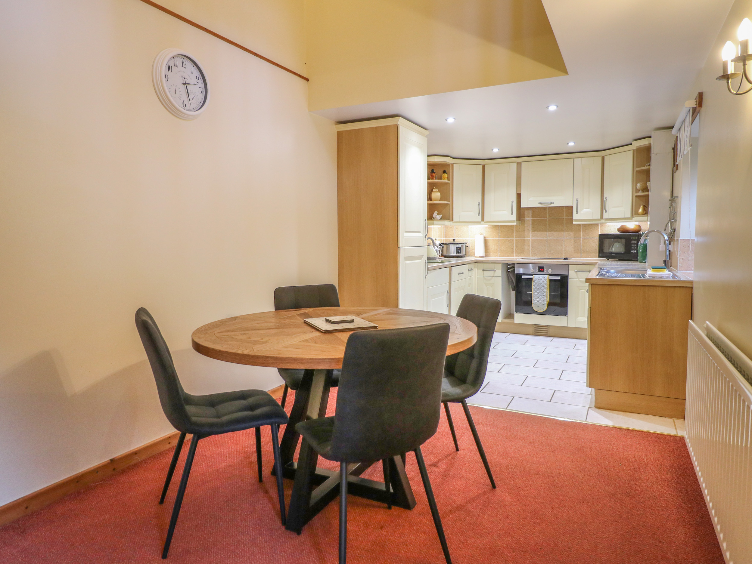 Holiday cottage in Biggin, Derbyshire - Photo 8