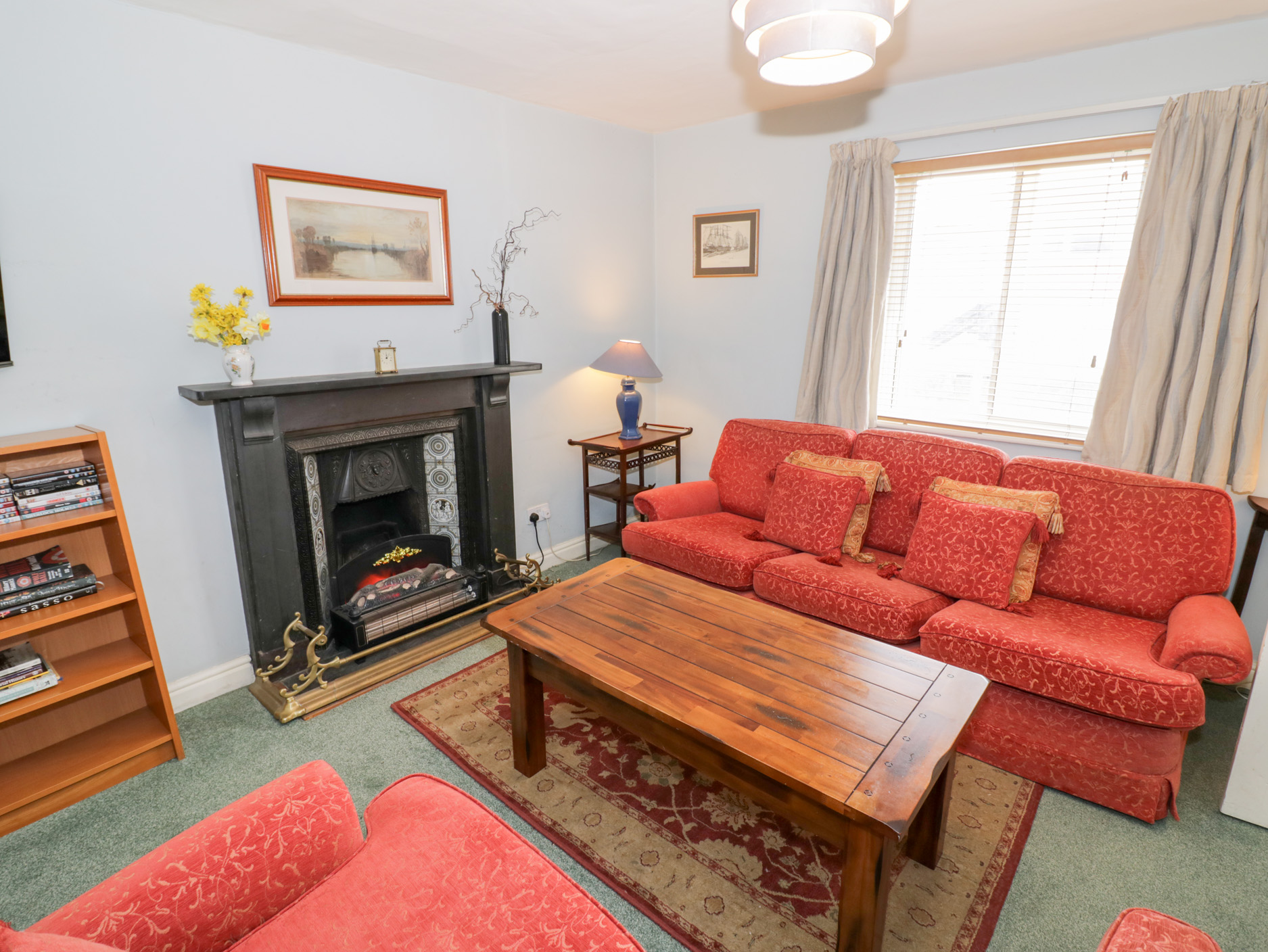 Holiday cottage in Gloucester, Gloucestershire - Photo 7