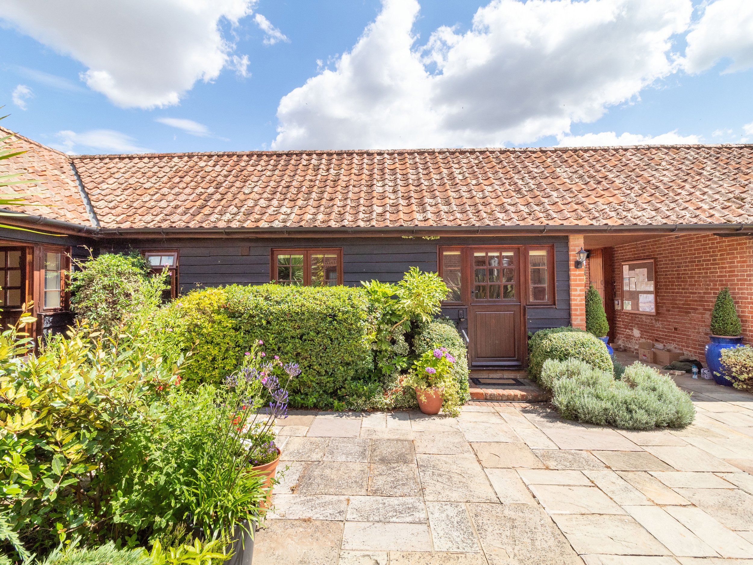 Holiday cottage in Little Glemham, Suffolk - Photo 2