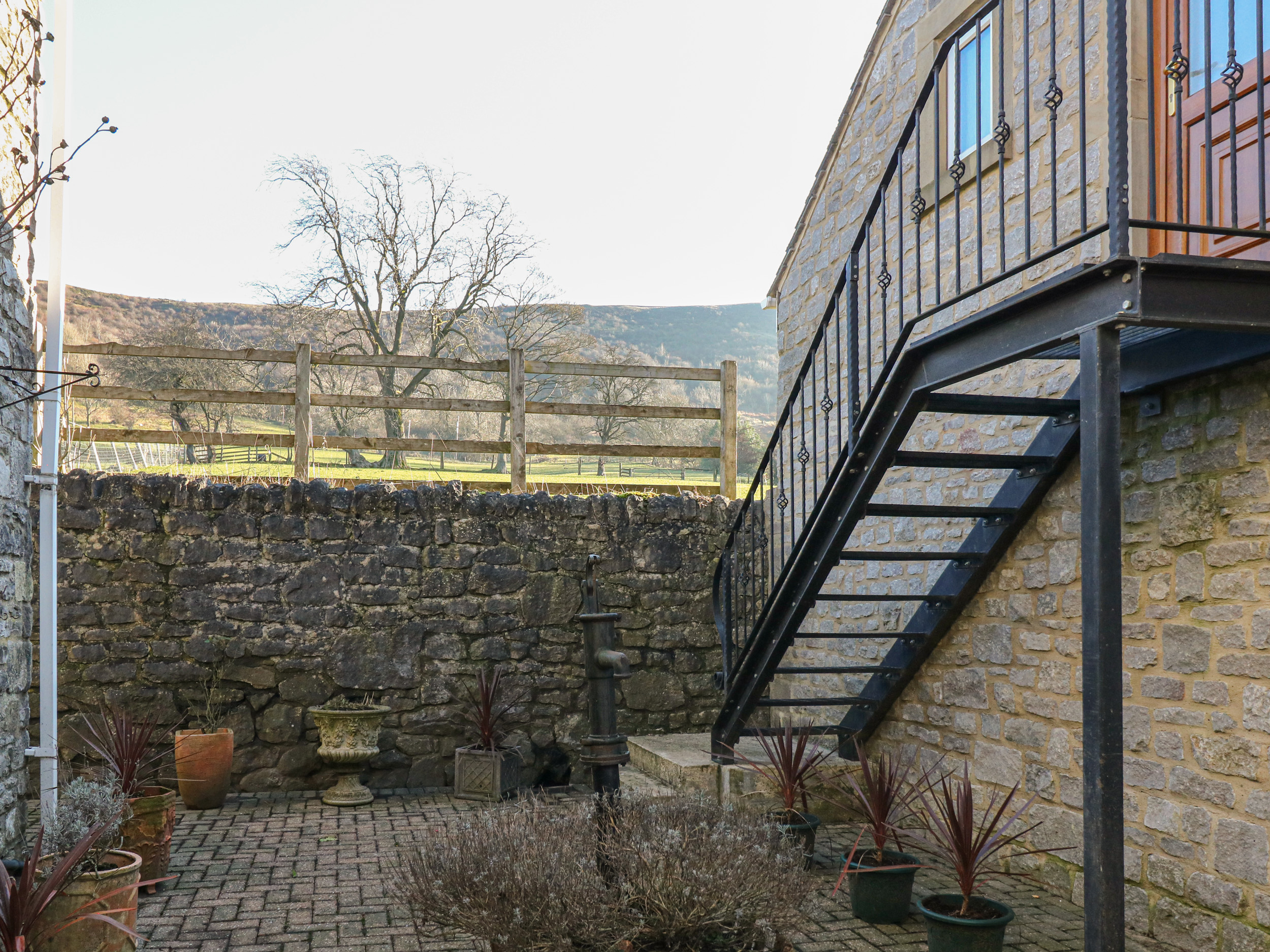 Holiday cottage in Bradwell, Derbyshire - Photo 2