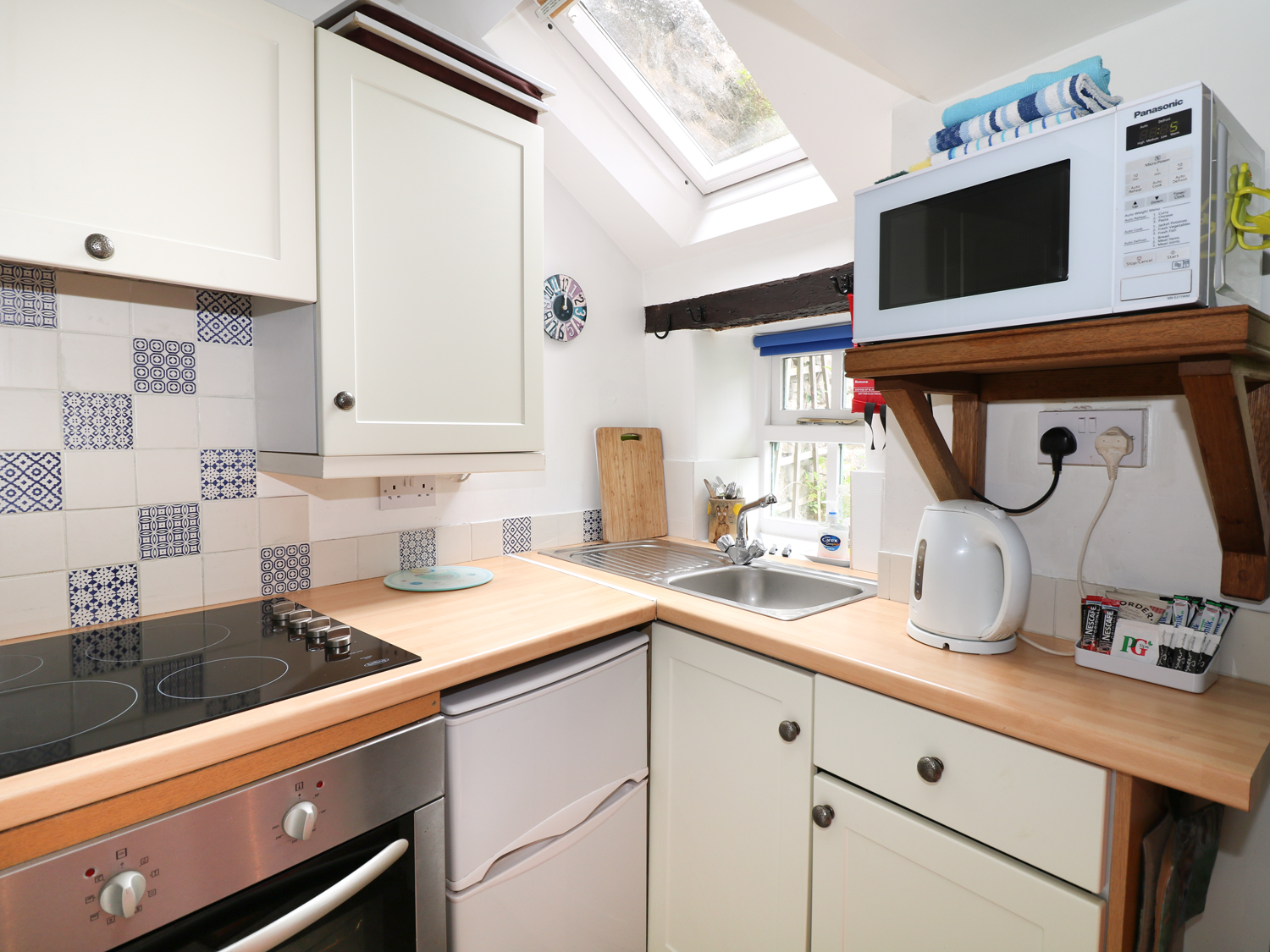 Holiday cottage in Bradwell, Derbyshire - Photo 9