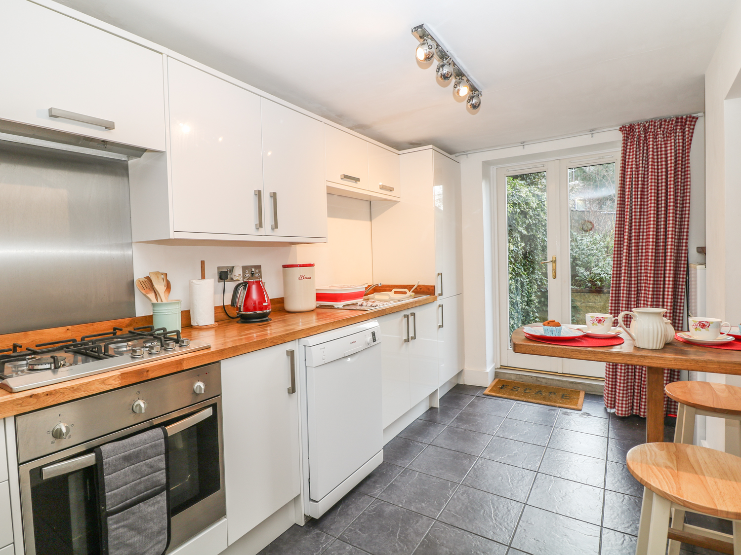 Holiday cottage in Buxton, Derbyshire - Photo 7