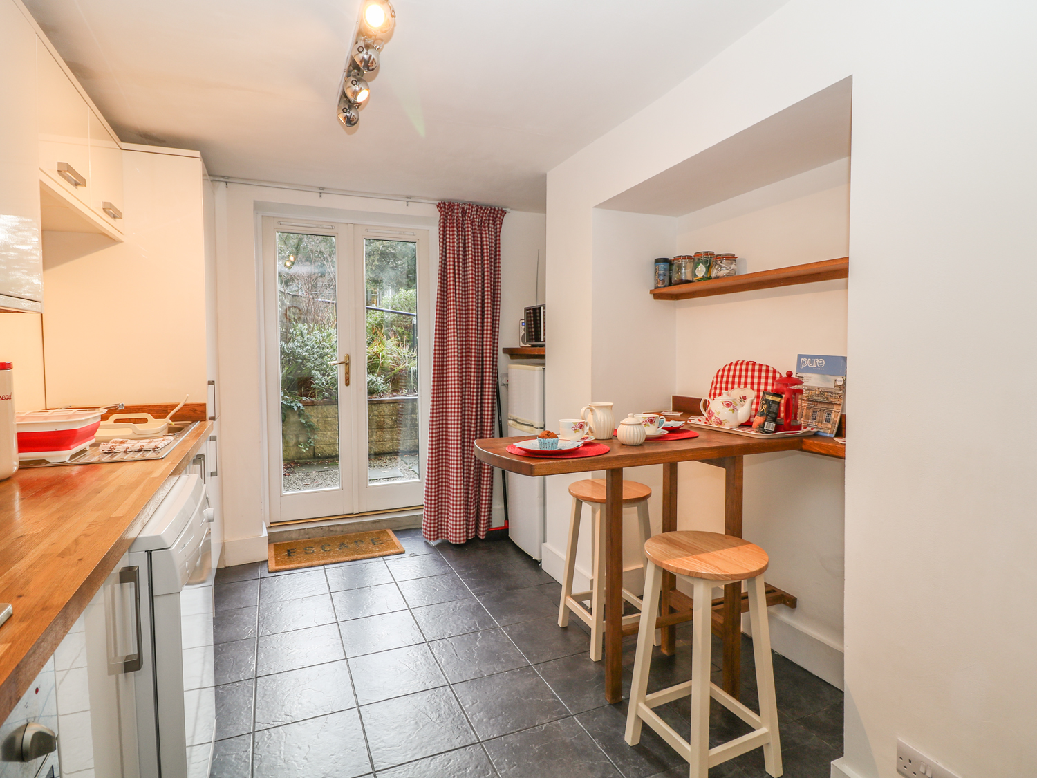 Holiday cottage in Buxton, Derbyshire - Photo 10
