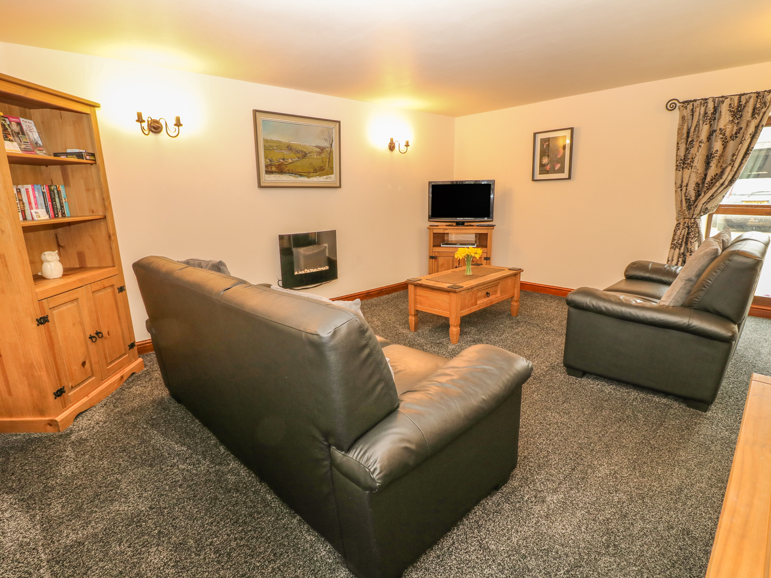 Holiday cottage in Parwich, Derbyshire - Photo 4