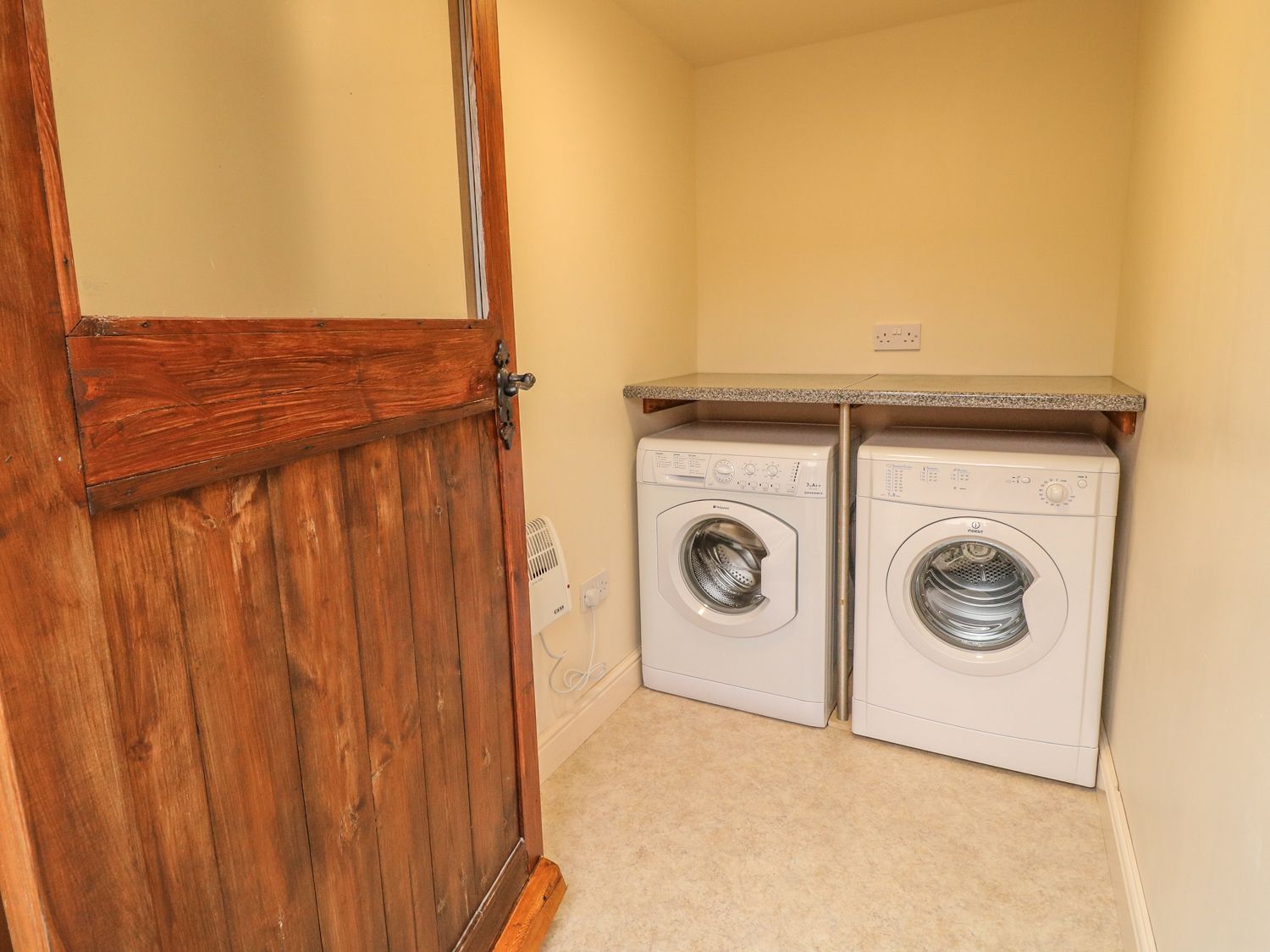 Holiday cottage in Parwich, Derbyshire - Photo 7