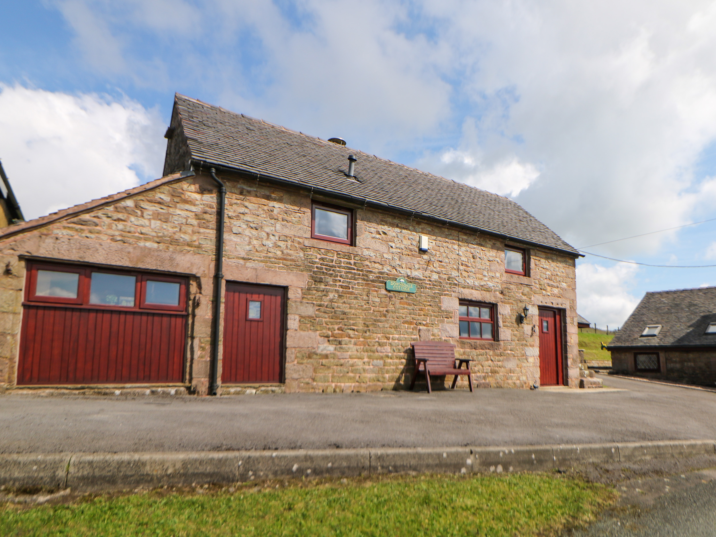 Downsdale Cottage - Sleeps 5