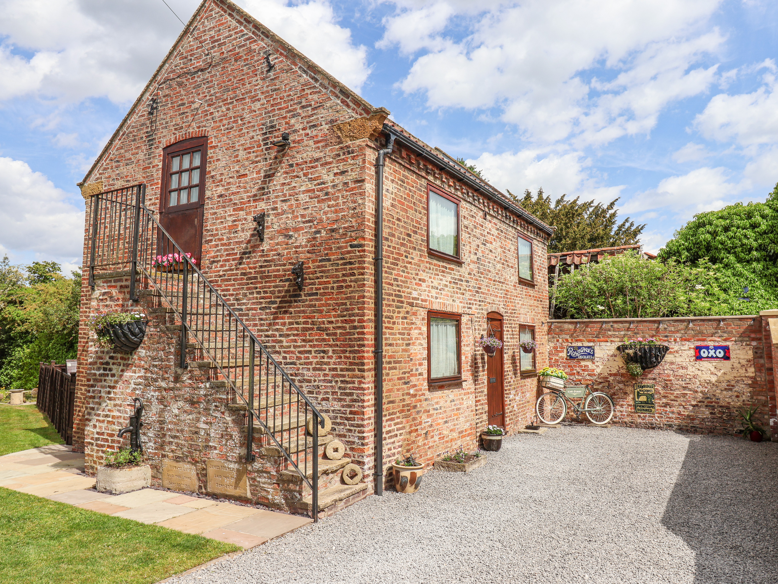 Holiday cottage, Stillington (Croft Granary)