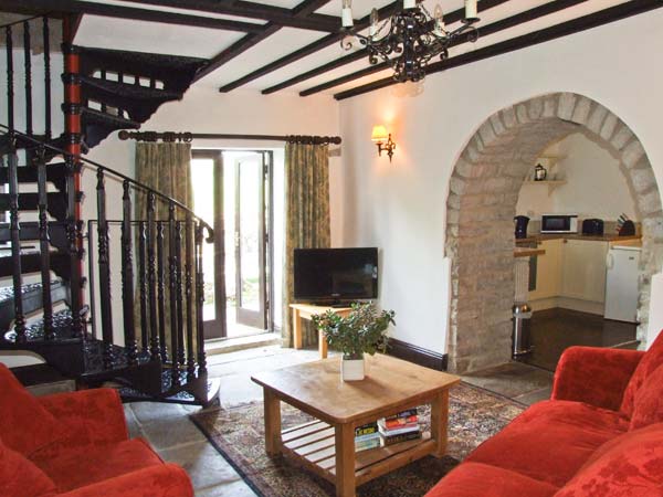 Holiday cottage in Peak Forest, Derbyshire - Photo 3